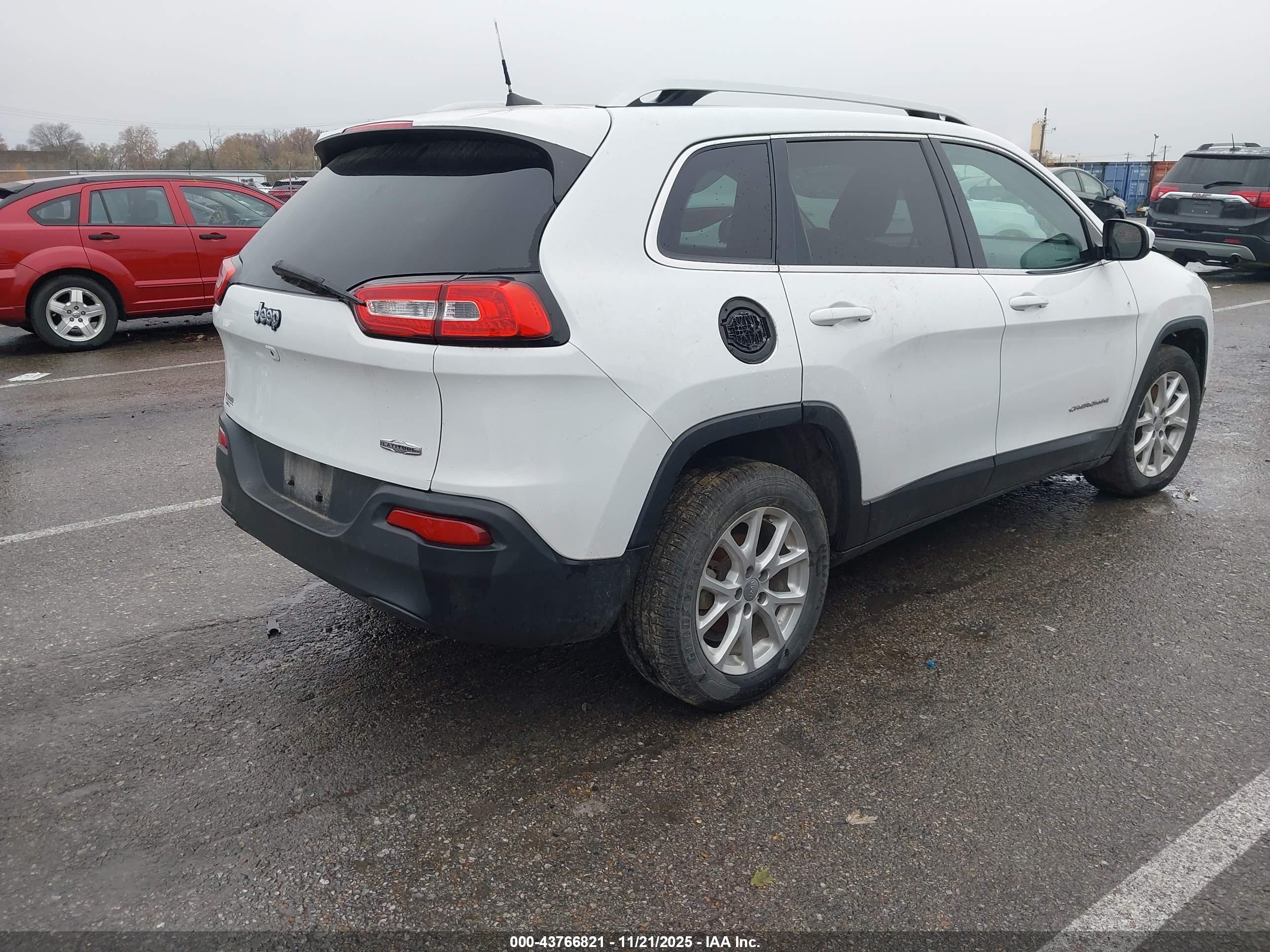 JEEP CHEROKEE image 4