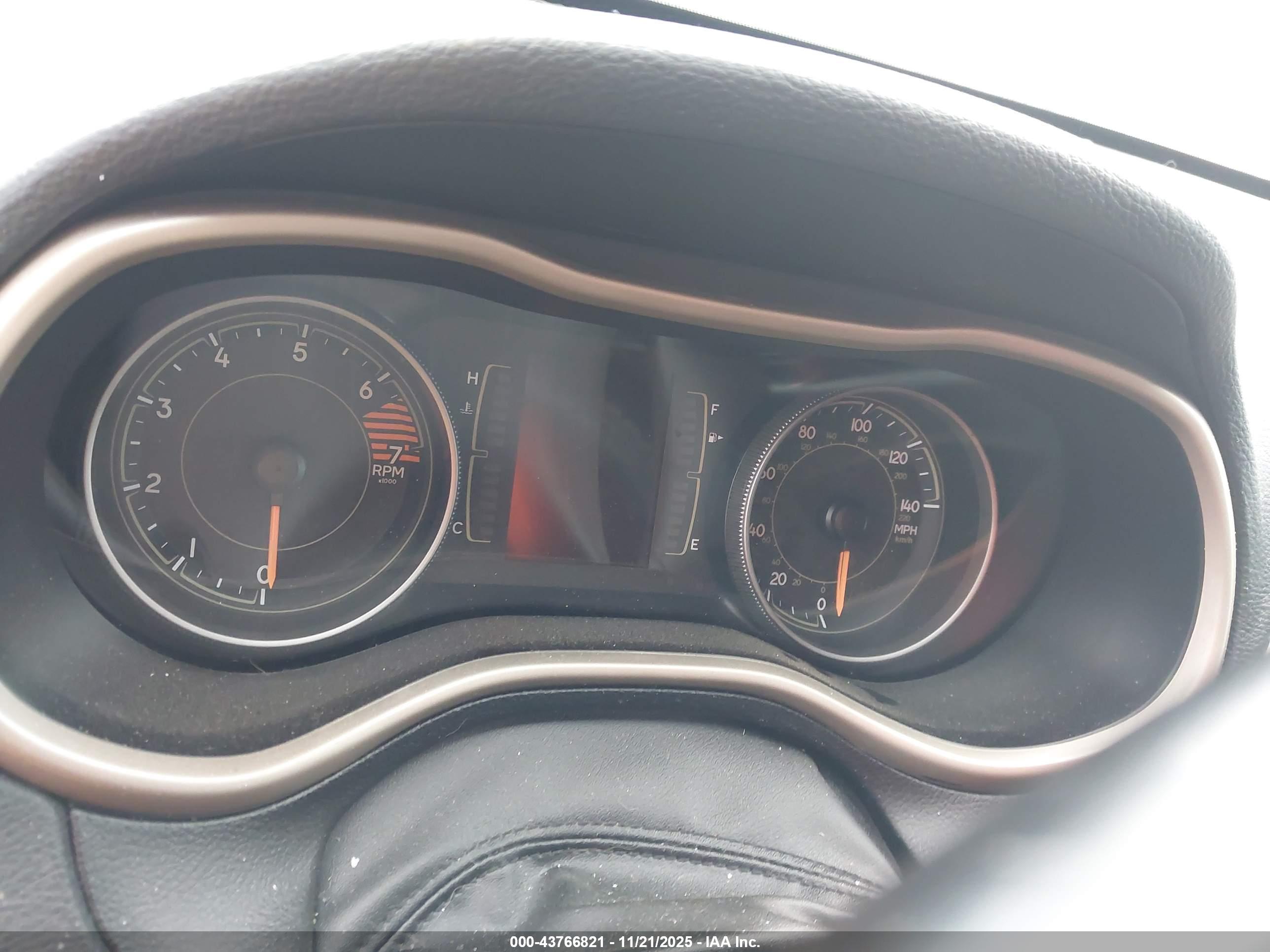 JEEP CHEROKEE image 7