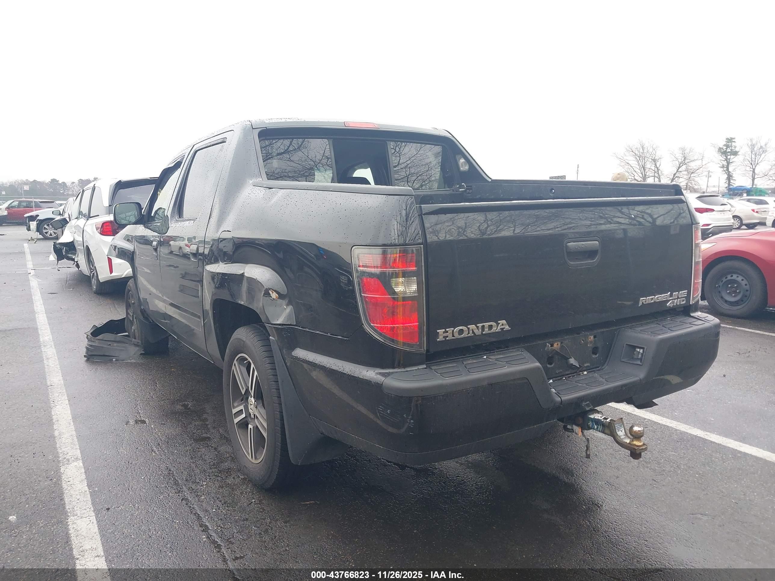 HONDA RIDGELINE image 3