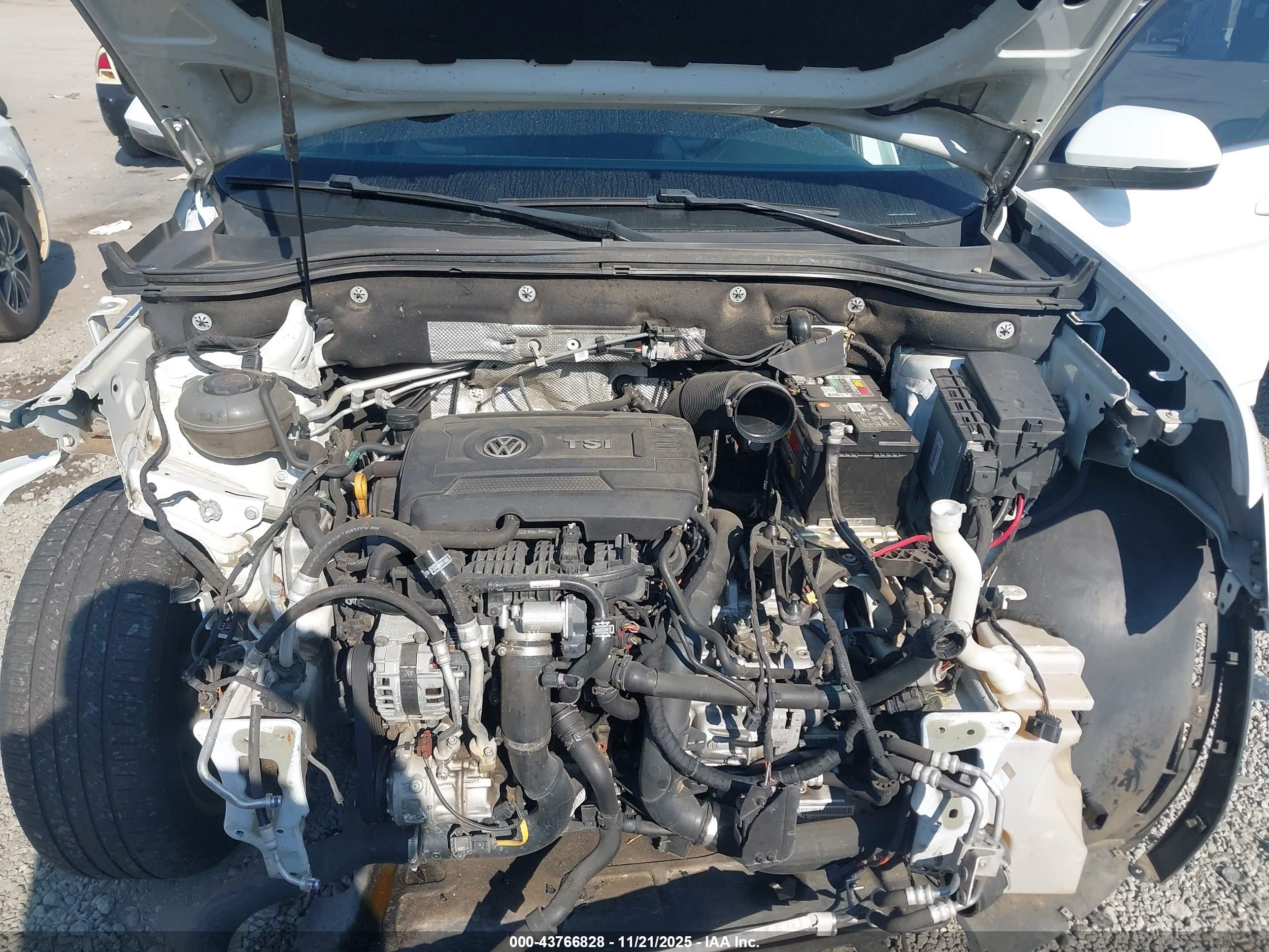 VOLKSWAGEN ATLAS image 10