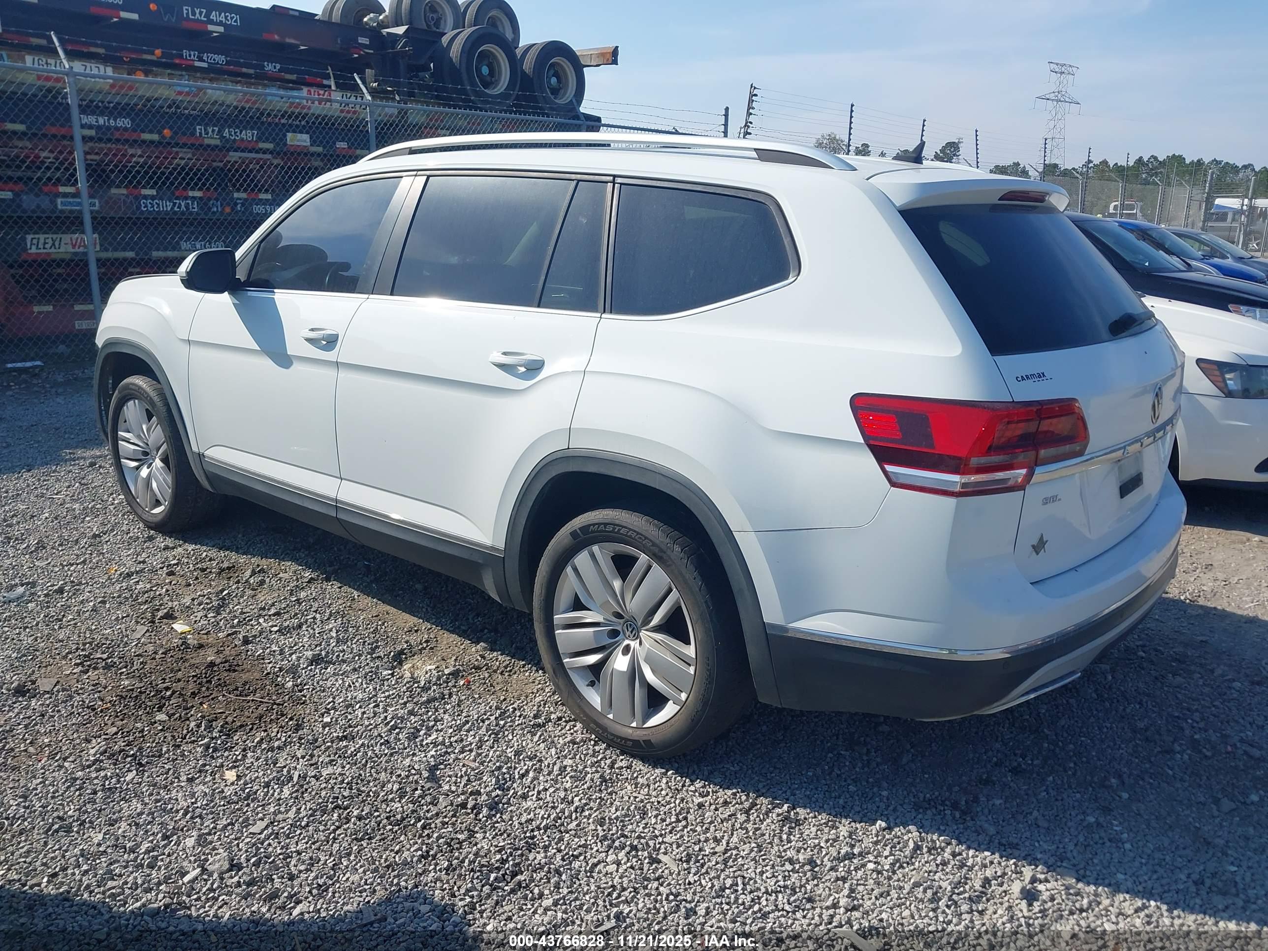 VOLKSWAGEN ATLAS image 3