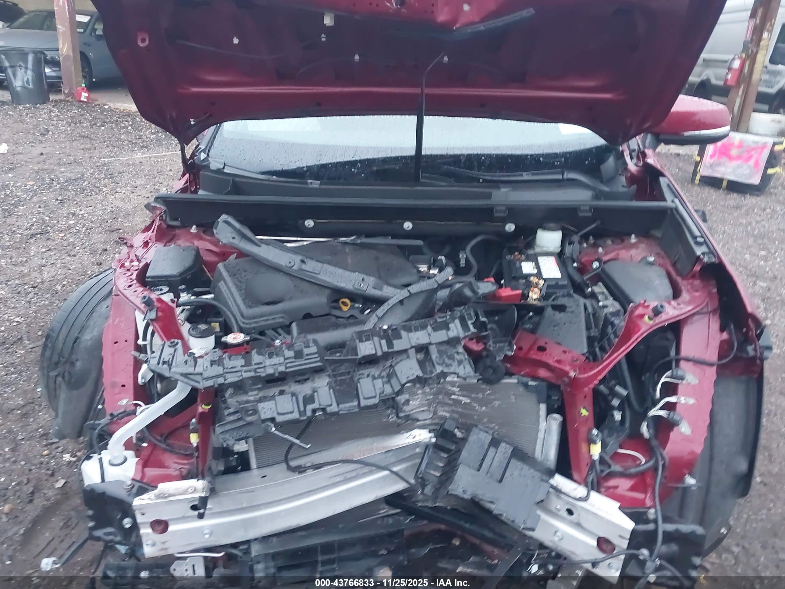 TOYOTA RAV4 image 10