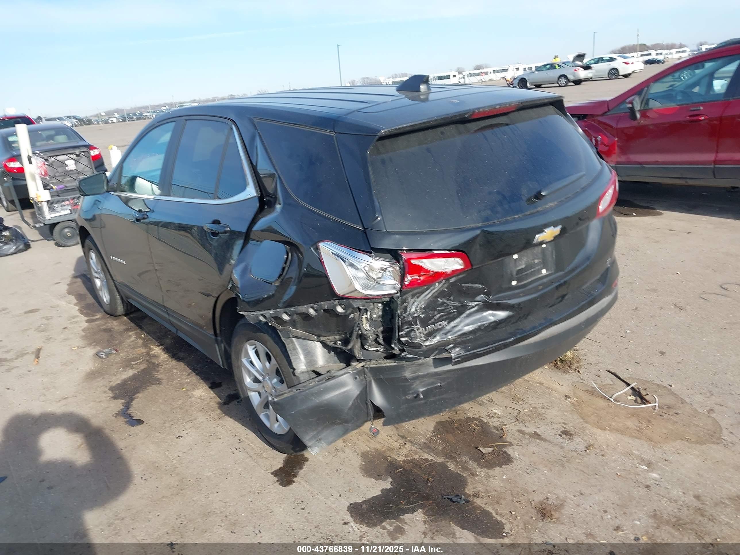 CHEVROLET EQUINOX image 3