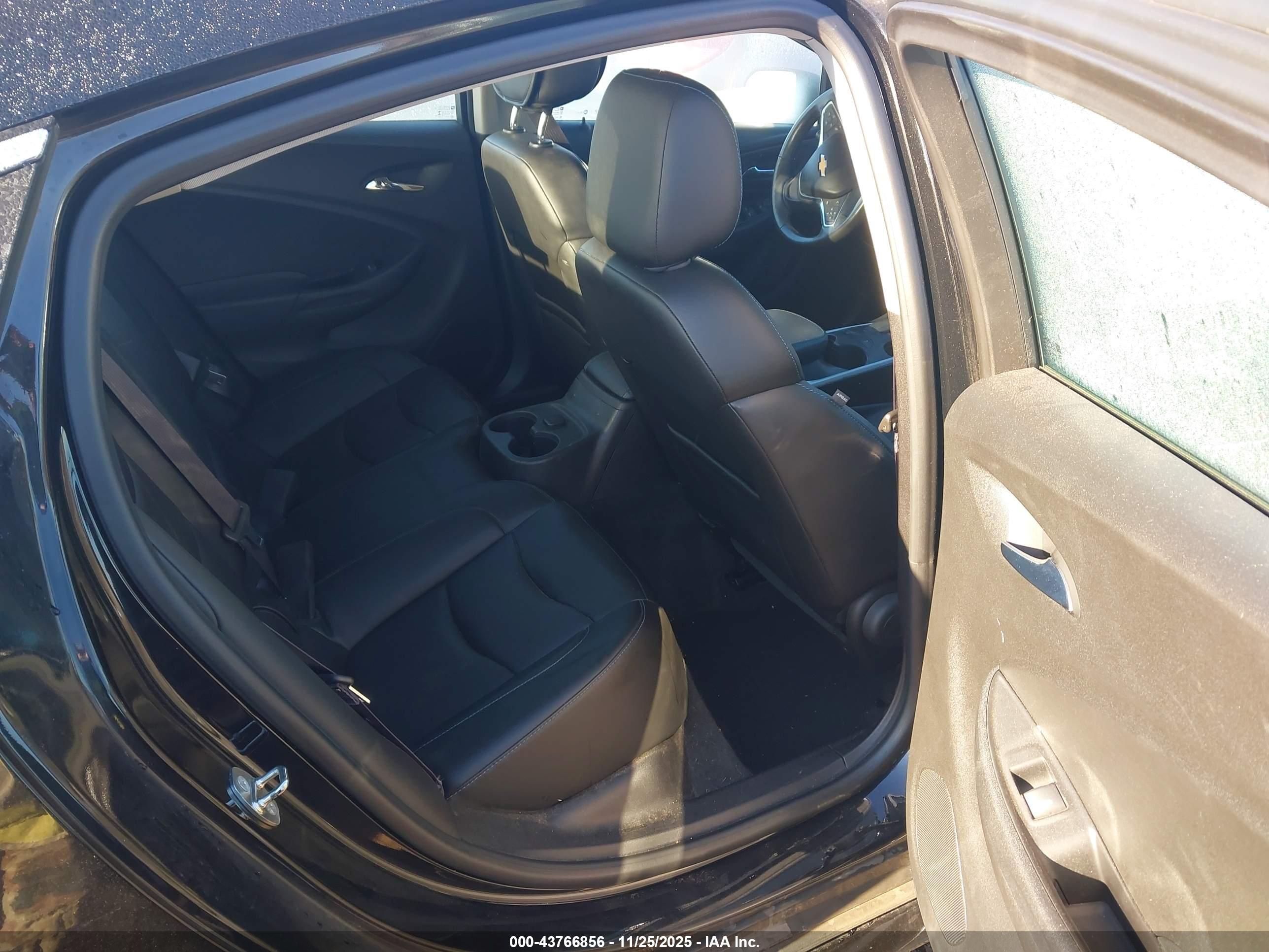 CHEVROLET VOLT image 8