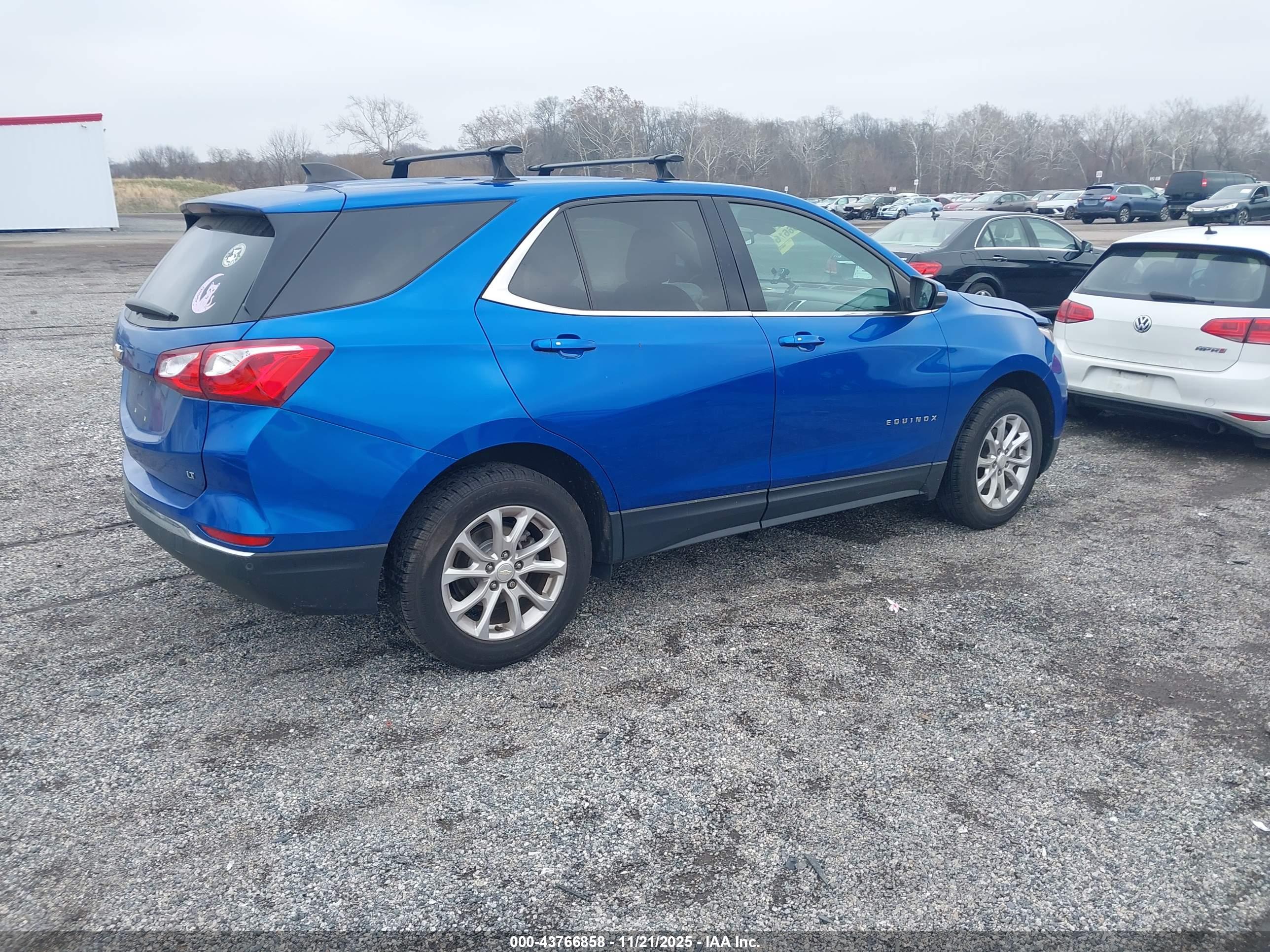 CHEVROLET EQUINOX image 4