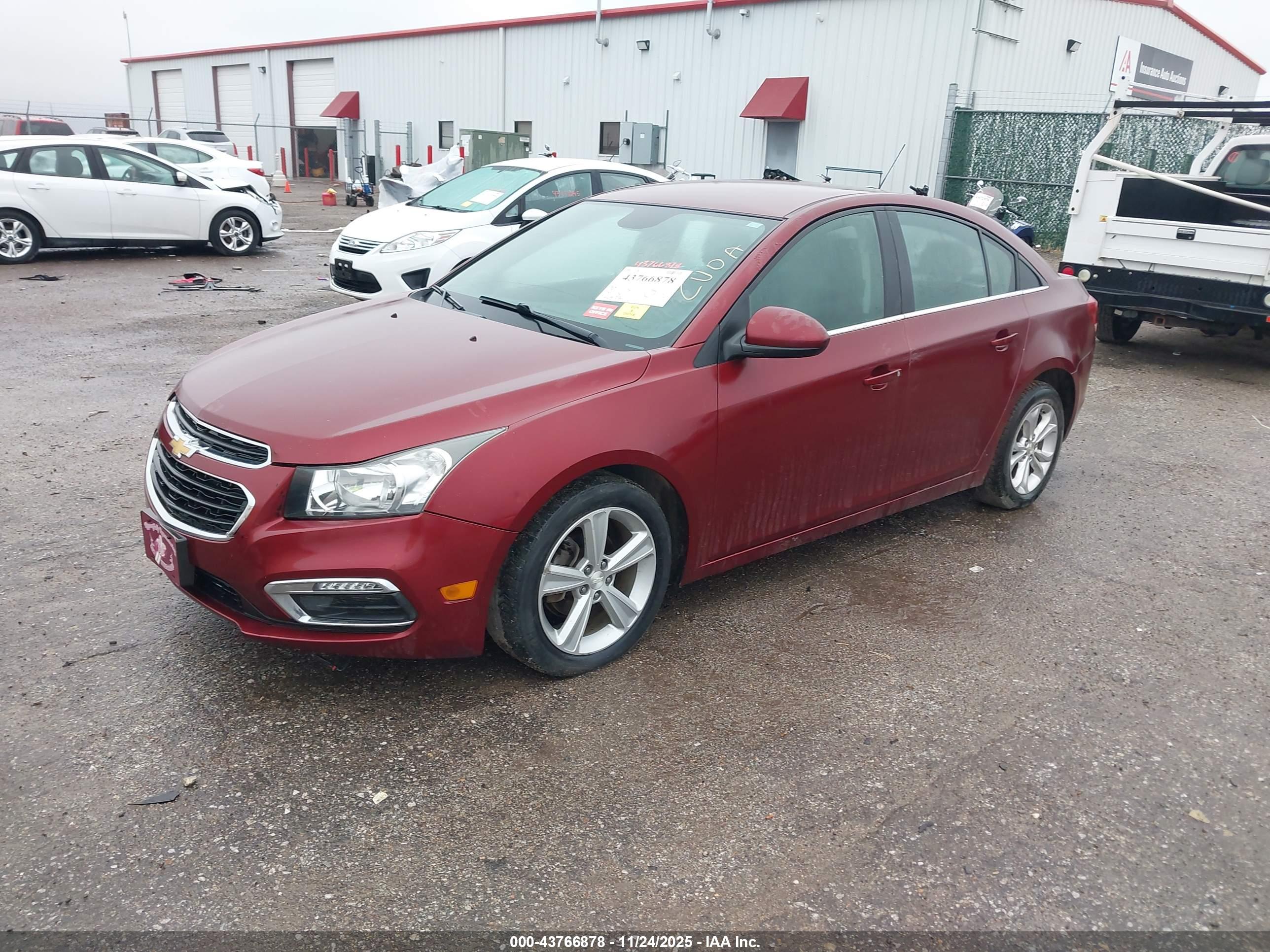 CHEVROLET CRUZE image 2