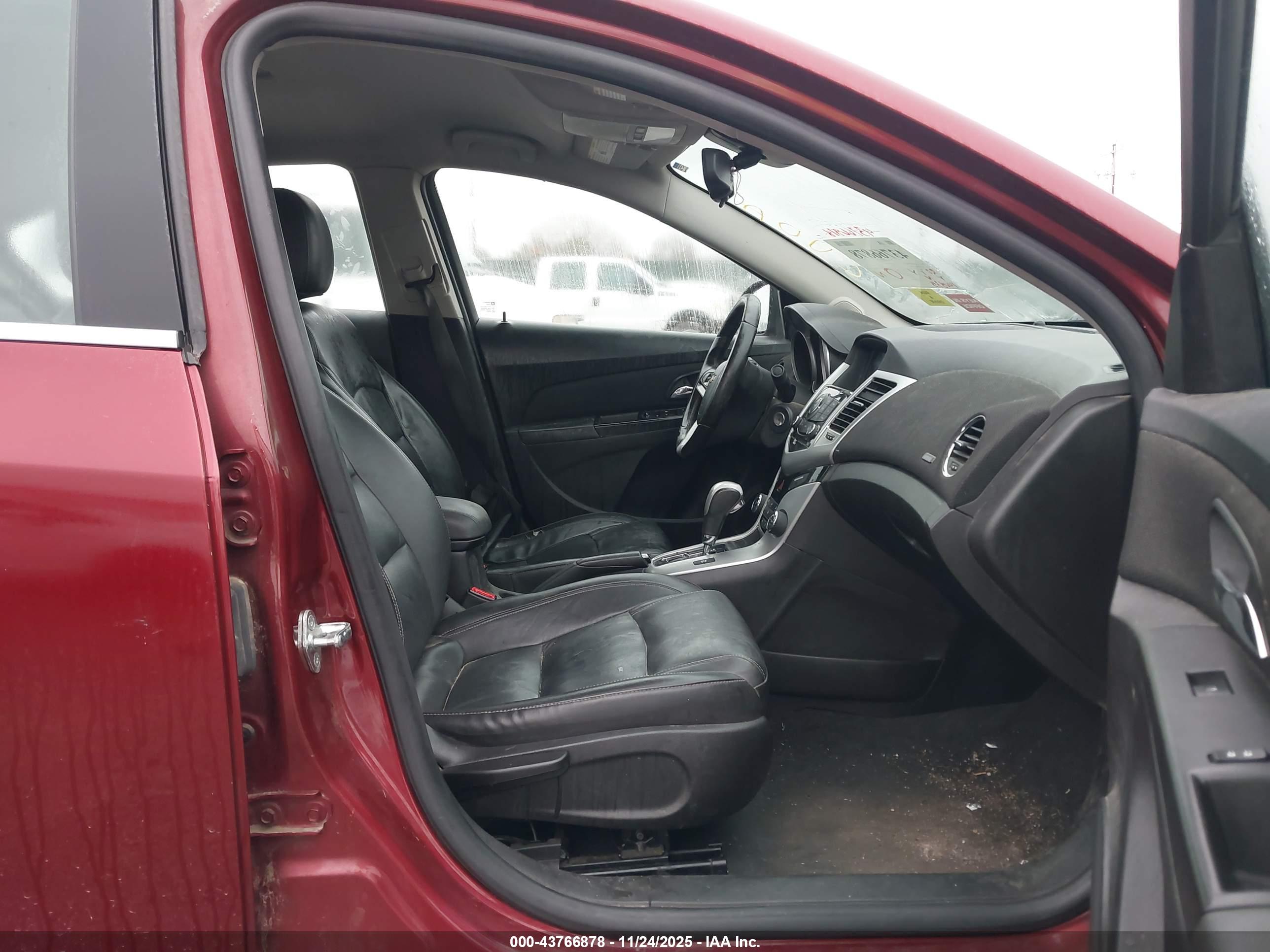 CHEVROLET CRUZE image 5