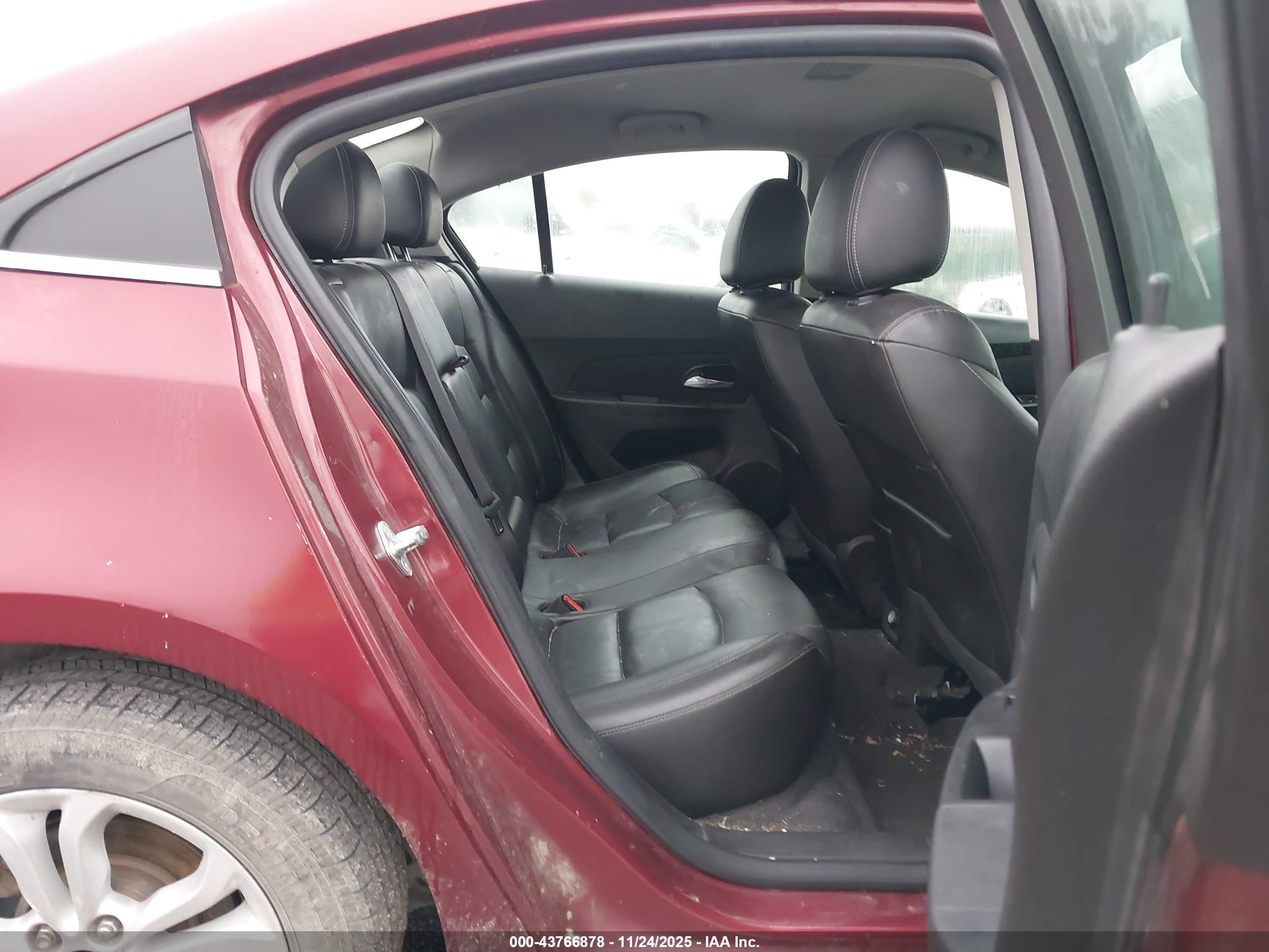CHEVROLET CRUZE image 8