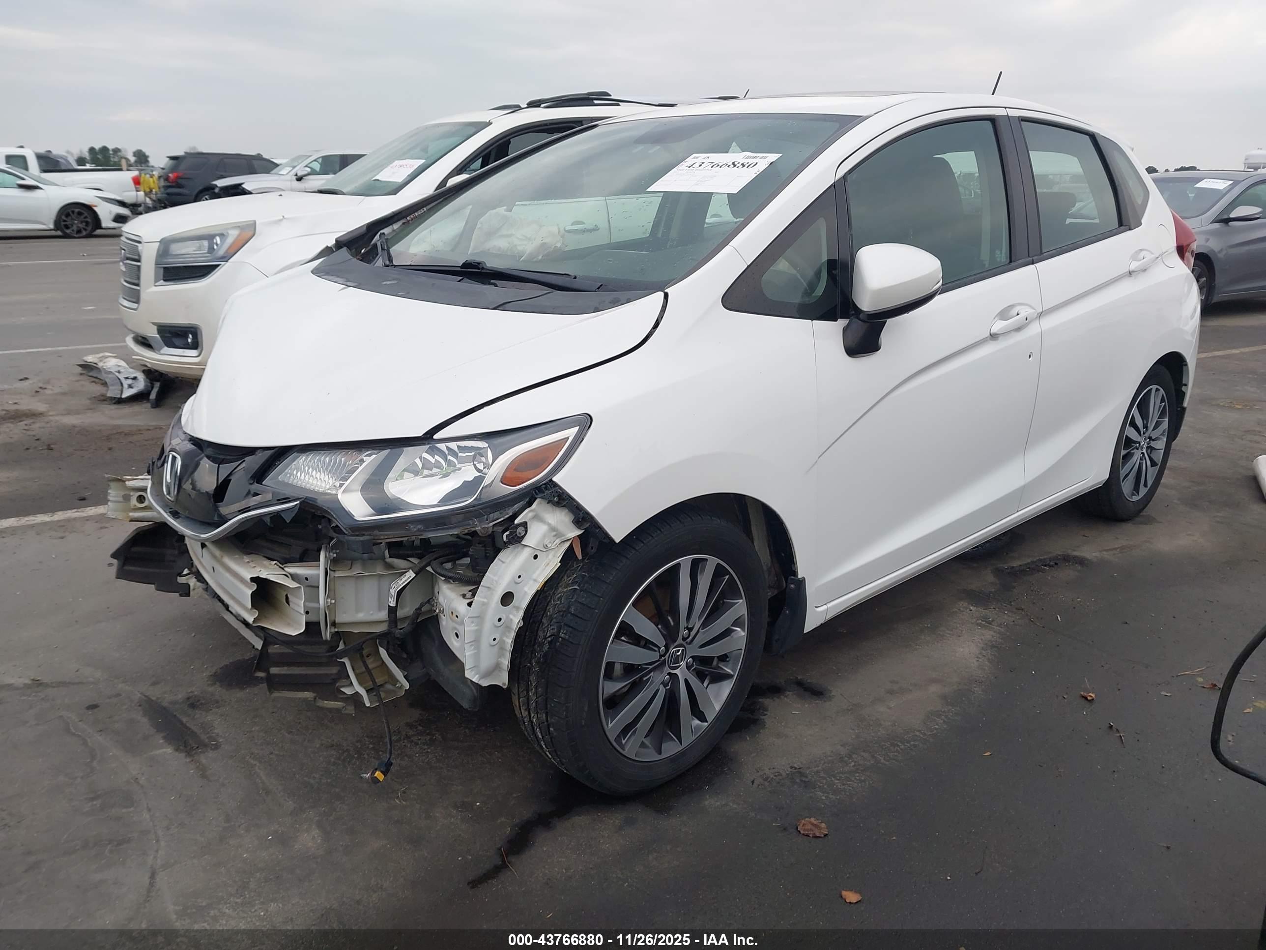 HONDA FIT image 2