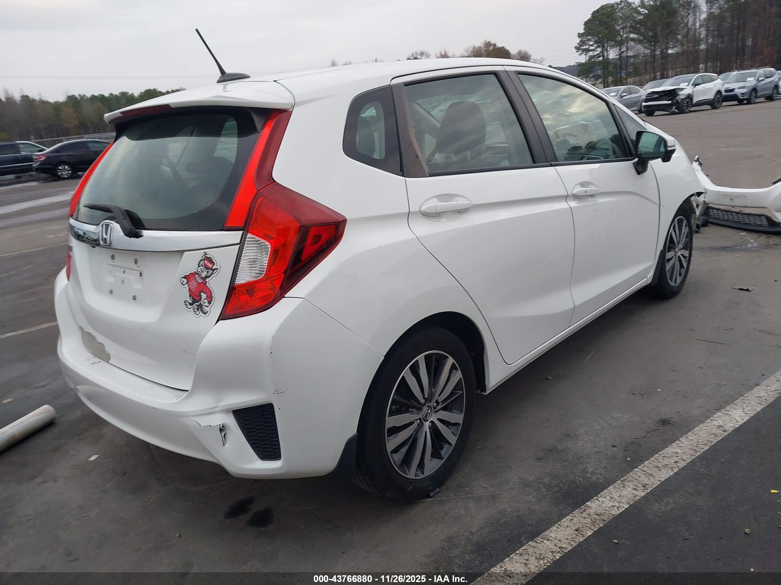 HONDA FIT image 4