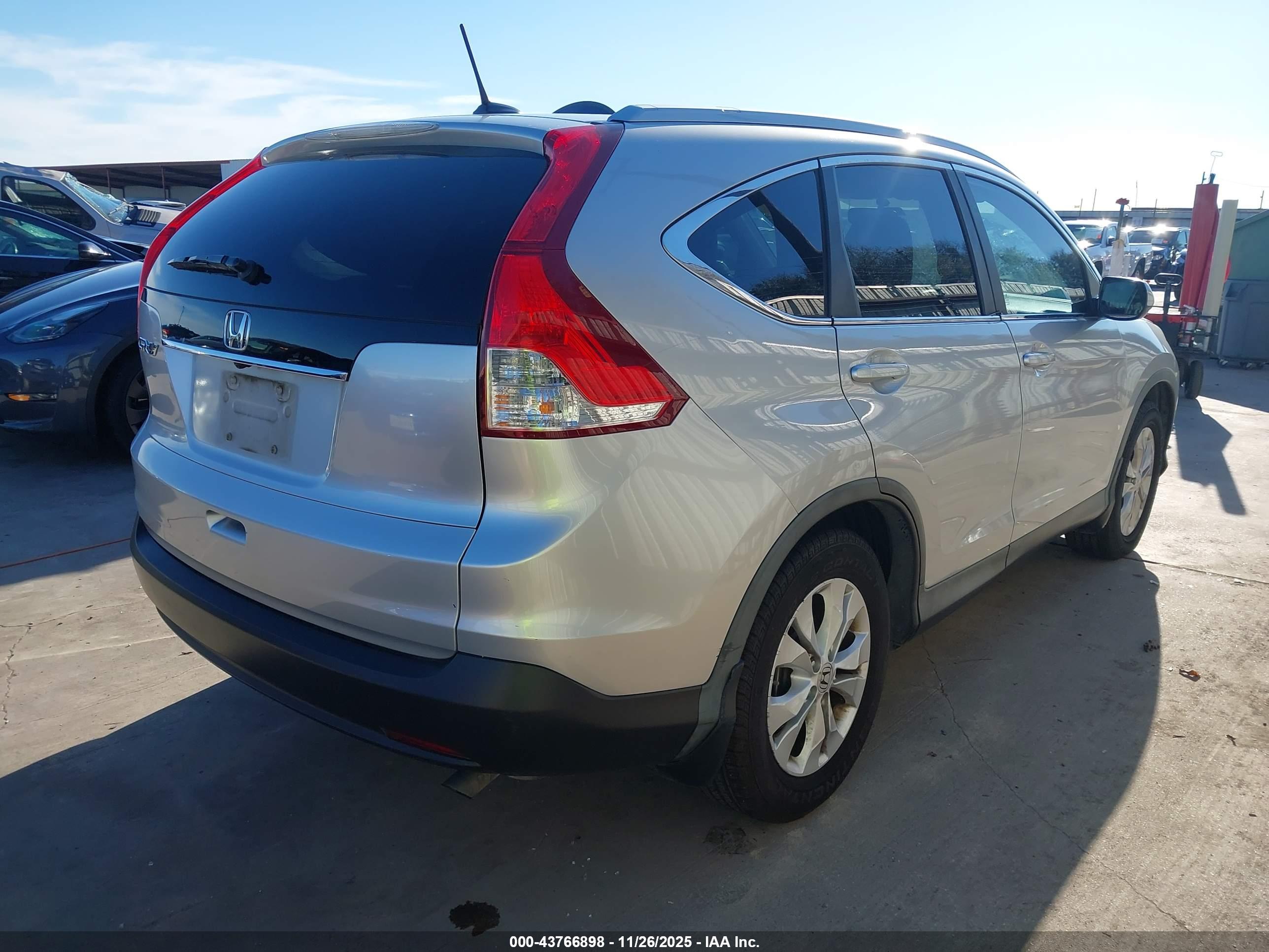 HONDA CR-V image 4