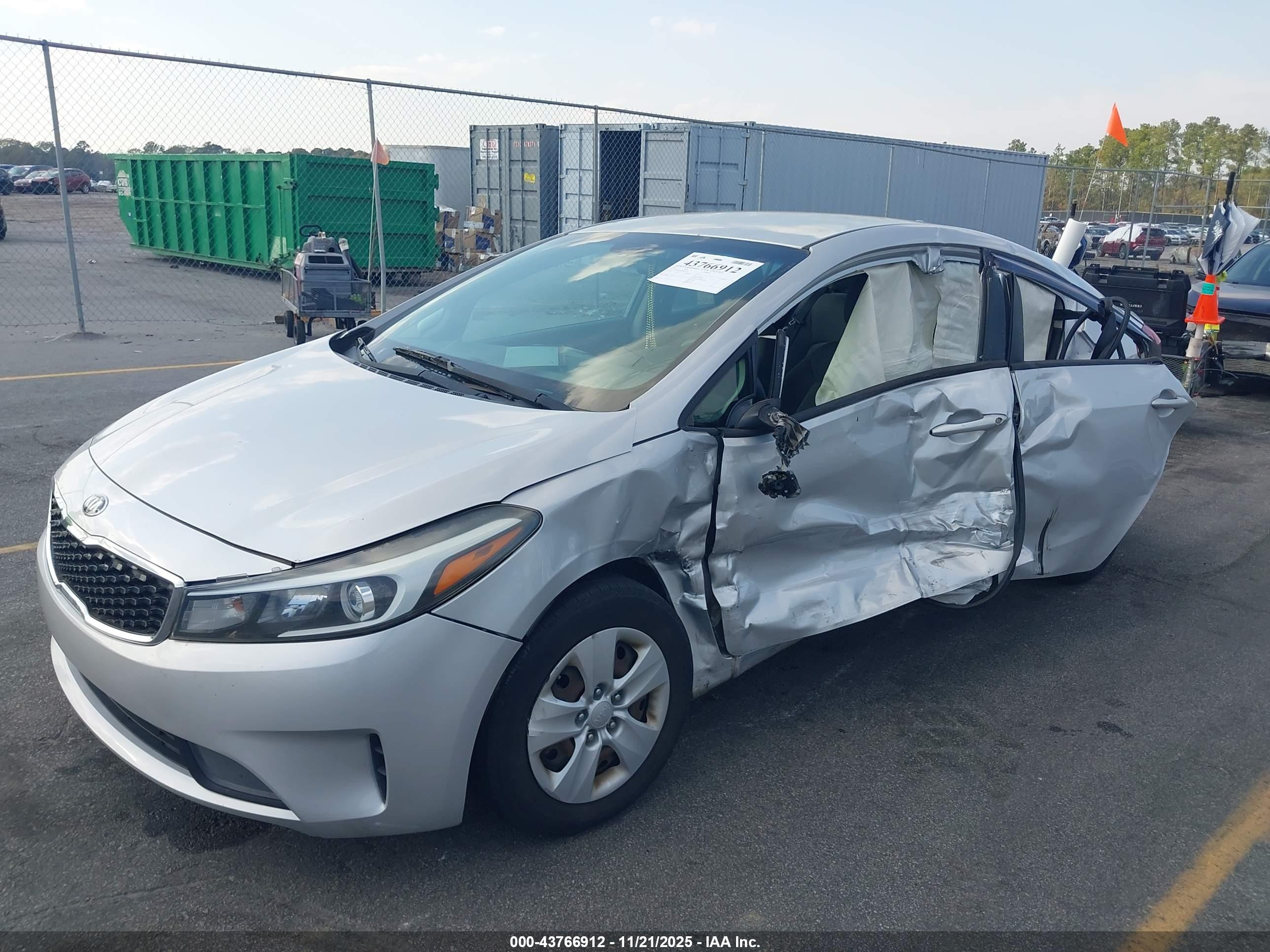 KIA FORTE image 2