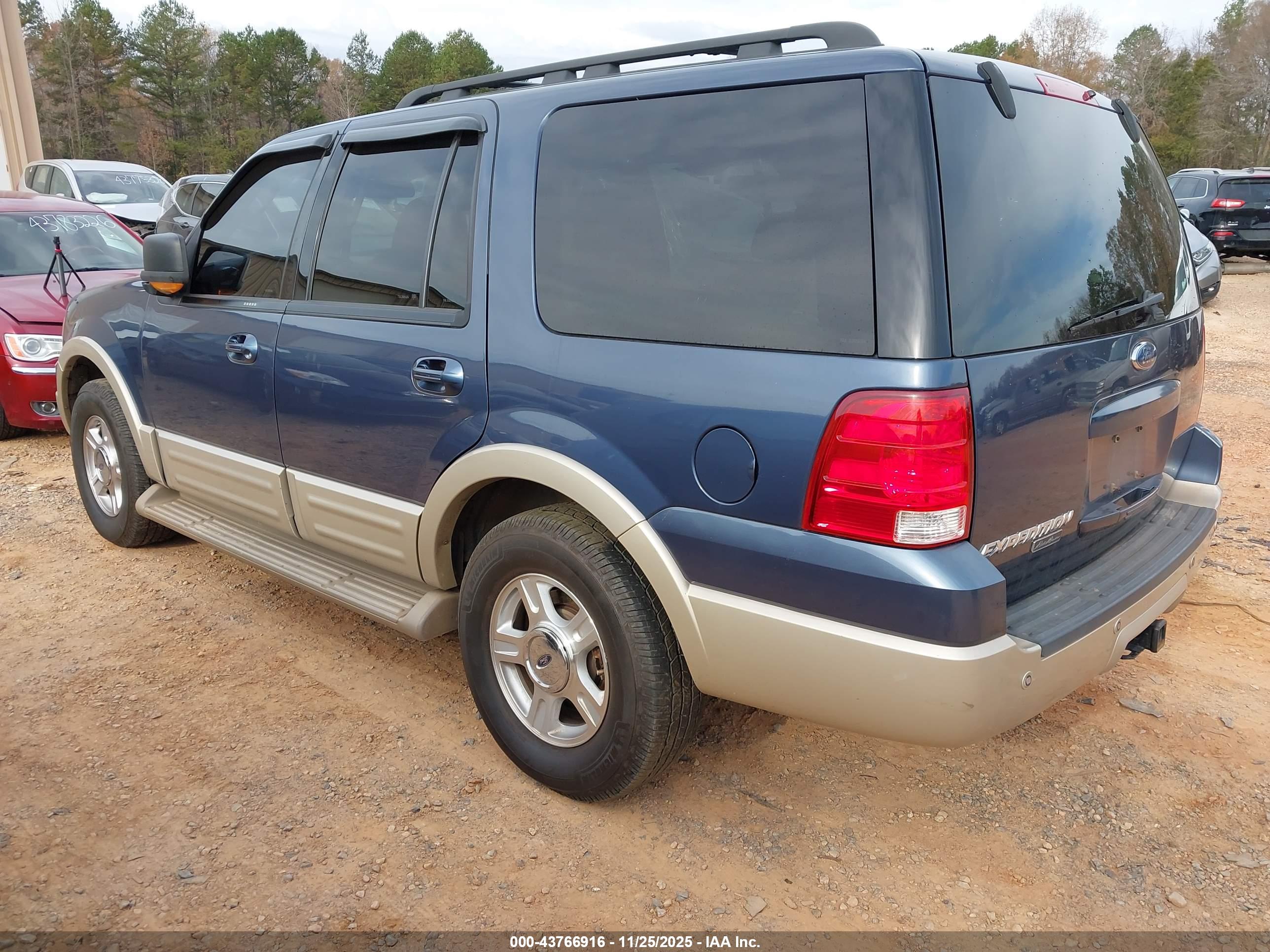 FORD EXPEDITION image 3