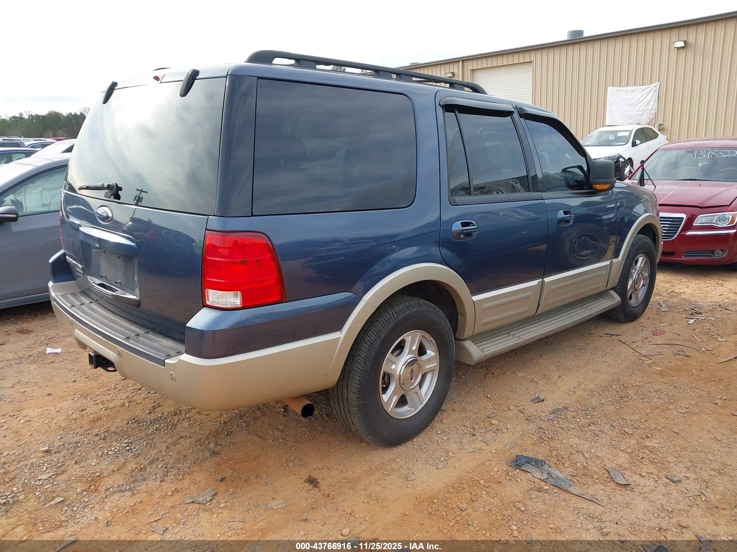 FORD EXPEDITION image 4