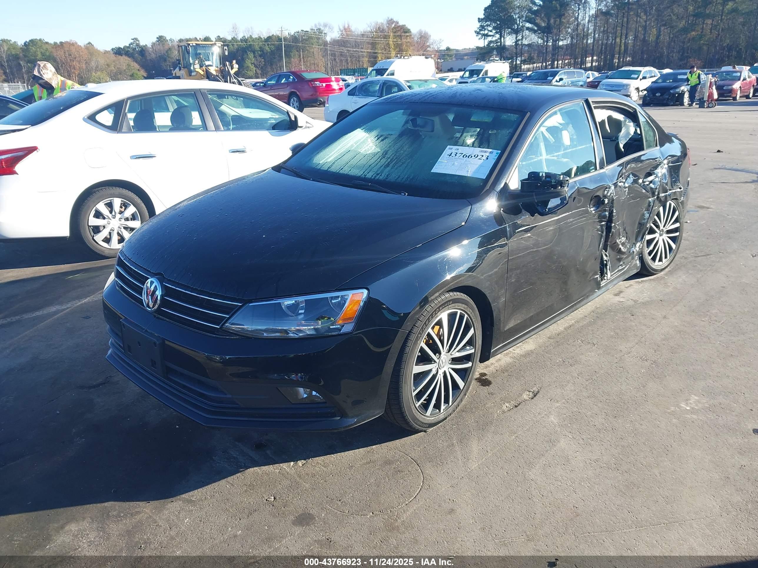VOLKSWAGEN JETTA image 2