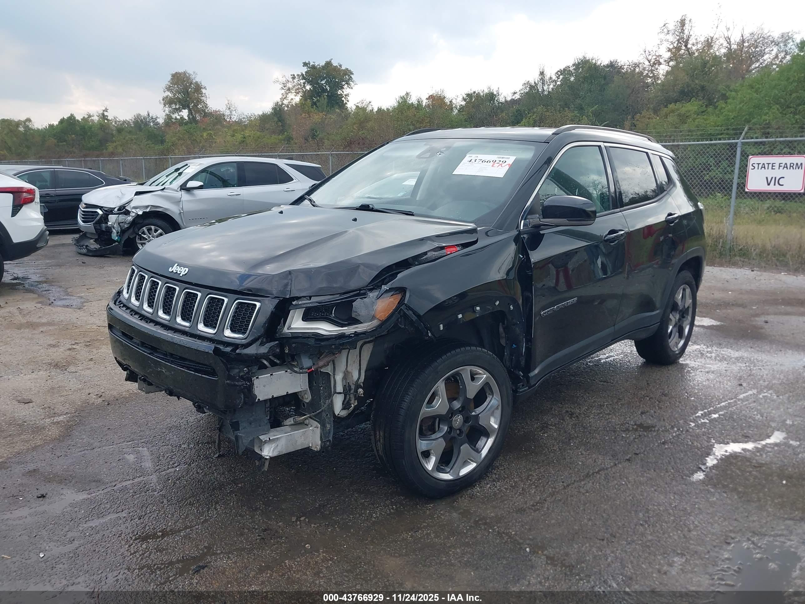 JEEP COMPASS image 2