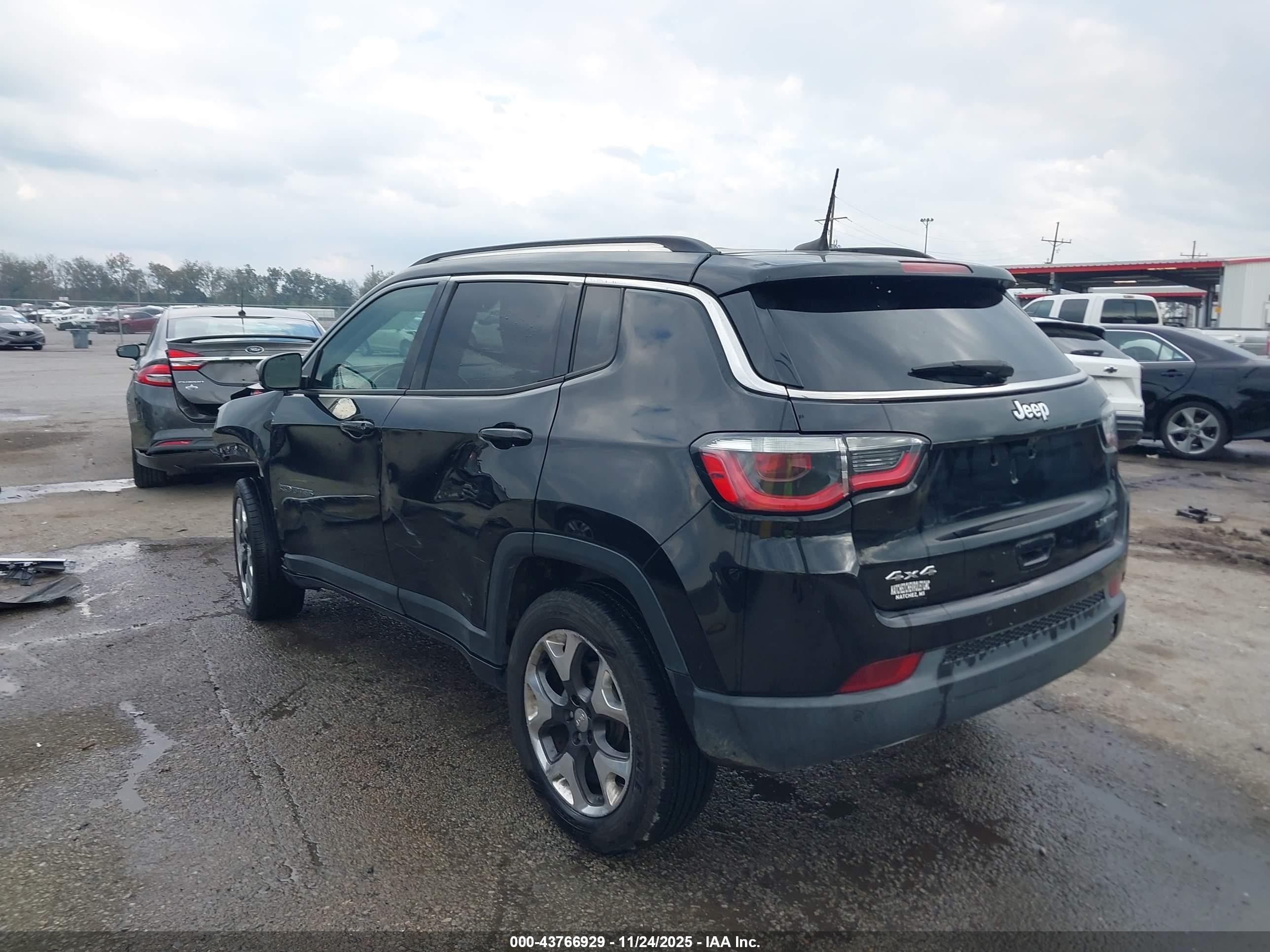 JEEP COMPASS image 3