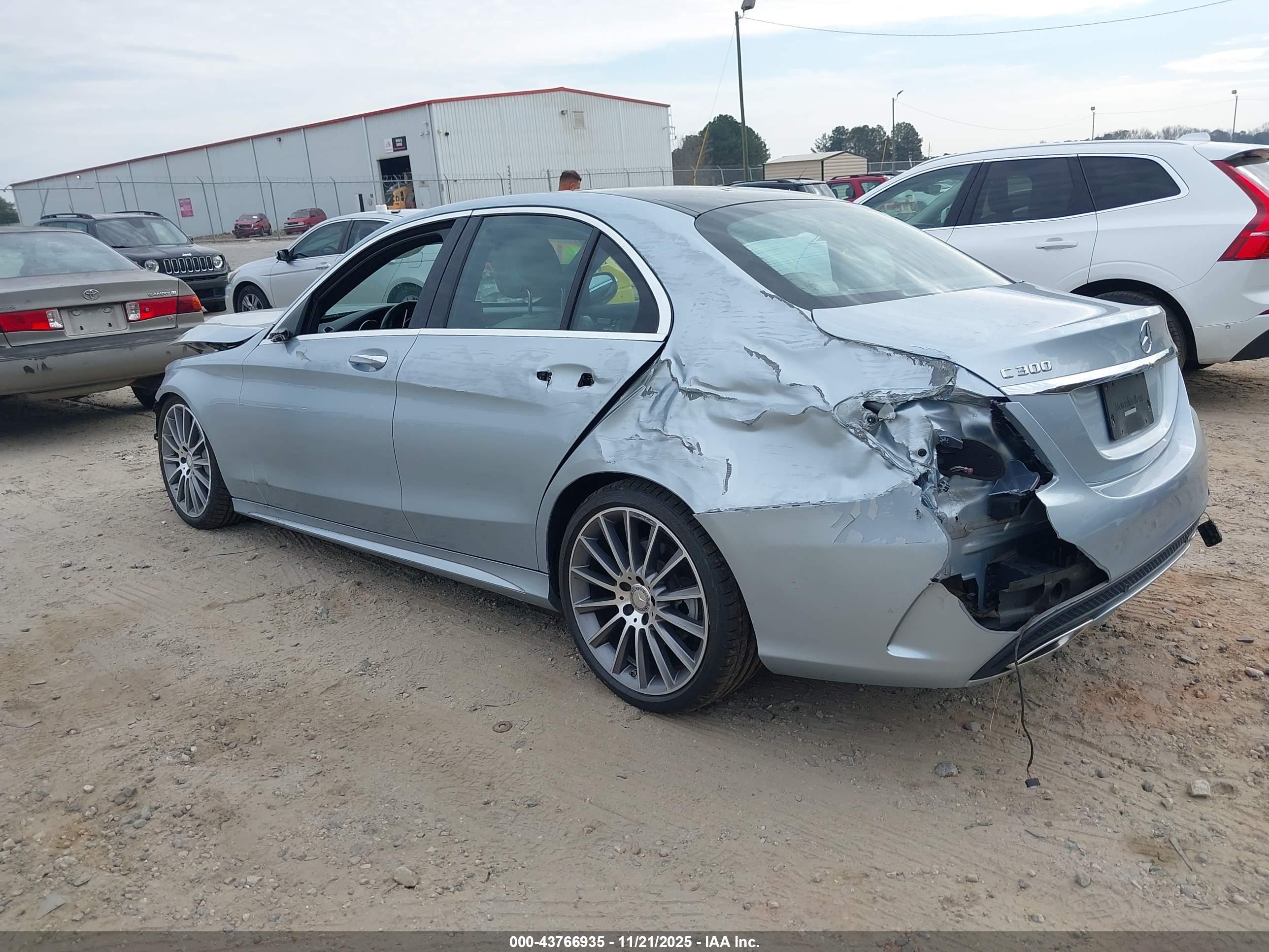 MERCEDES-BENZ C image 3