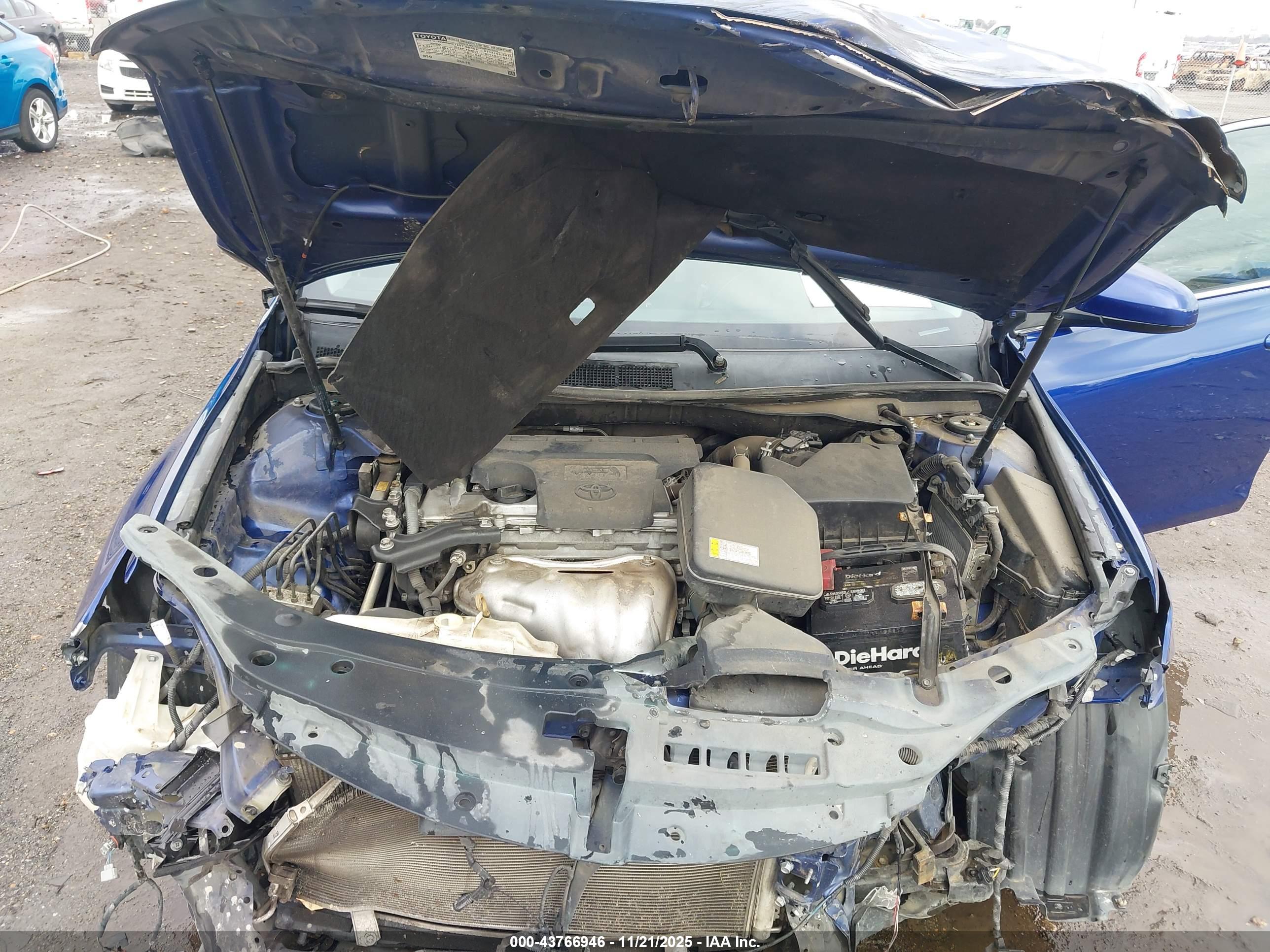 TOYOTA CAMRY image 10