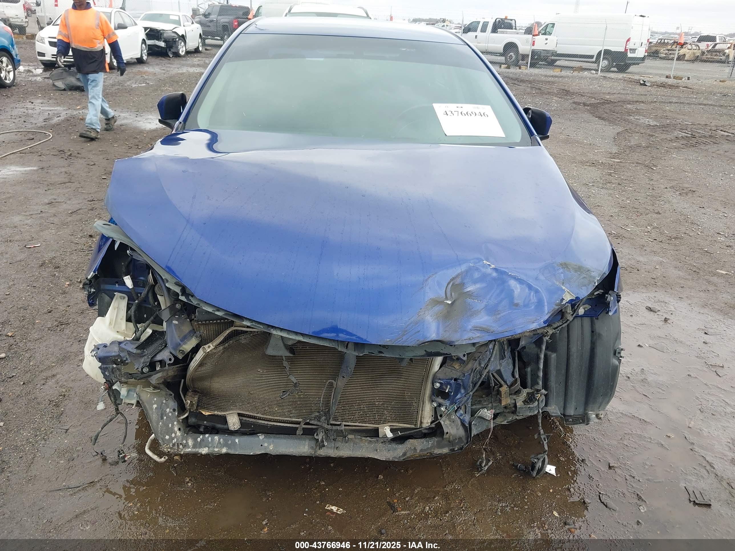 TOYOTA CAMRY image 6