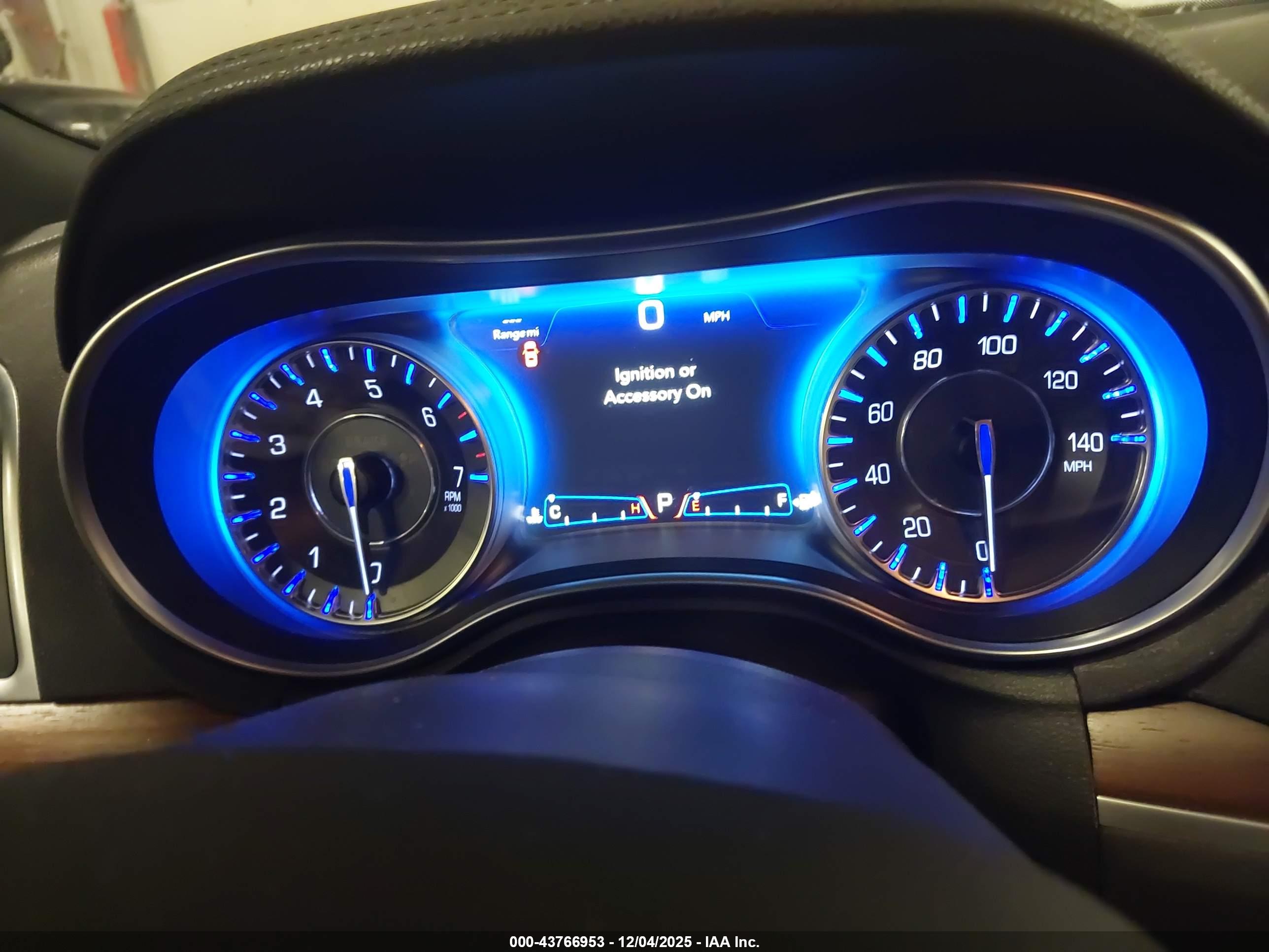 CHRYSLER 300C image 7