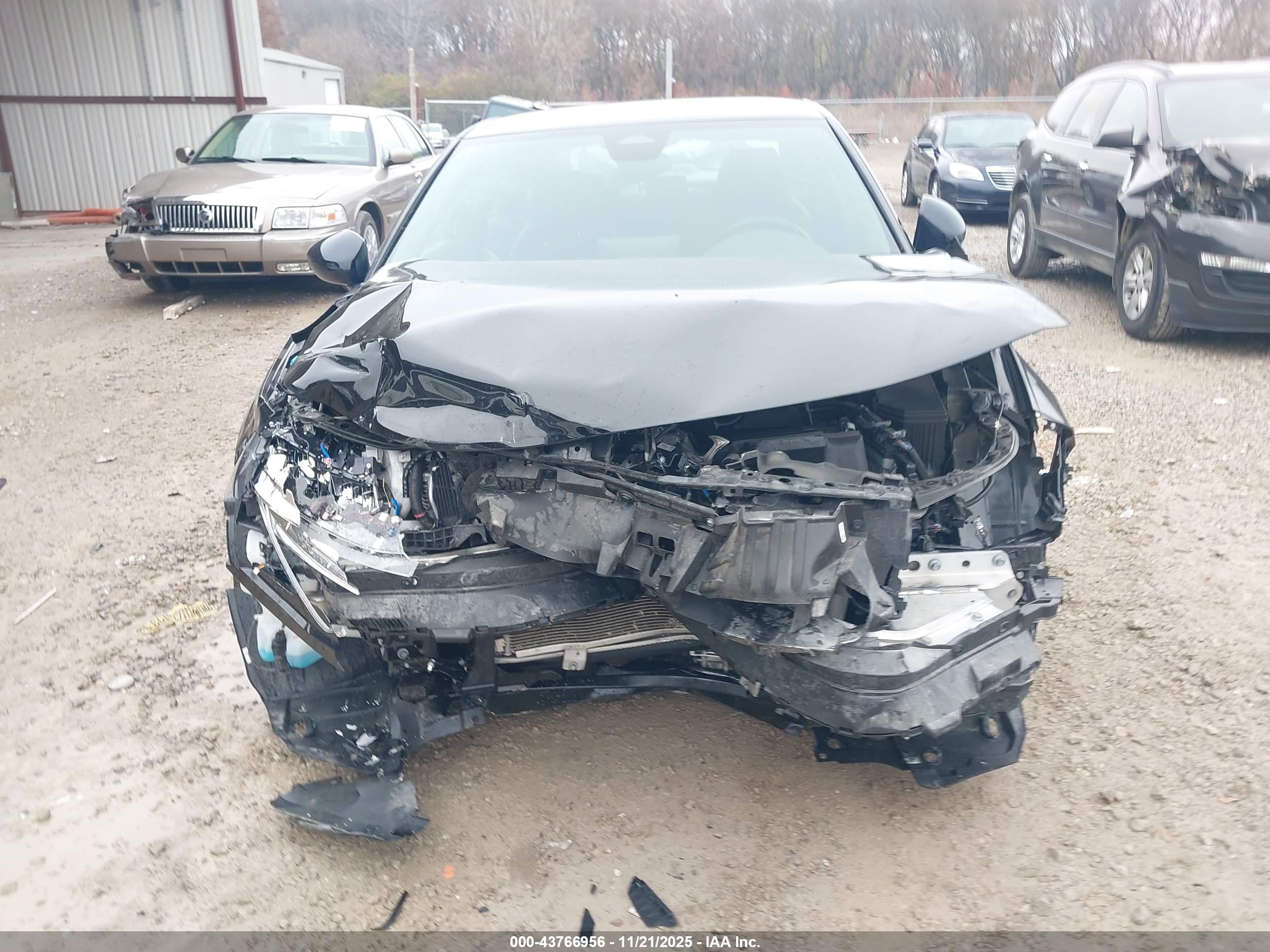 HONDA CIVIC image 6