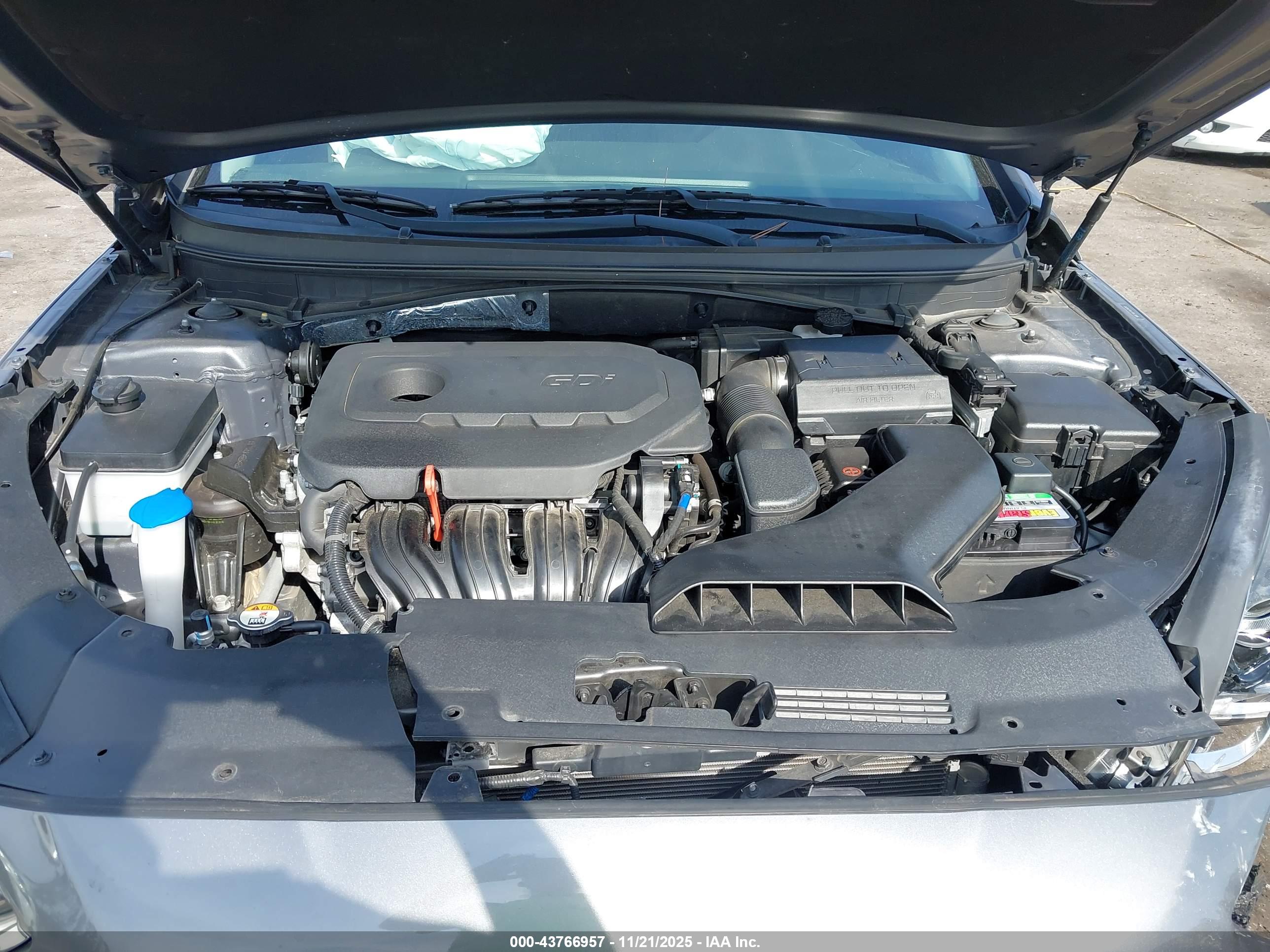 HYUNDAI SONATA image 10