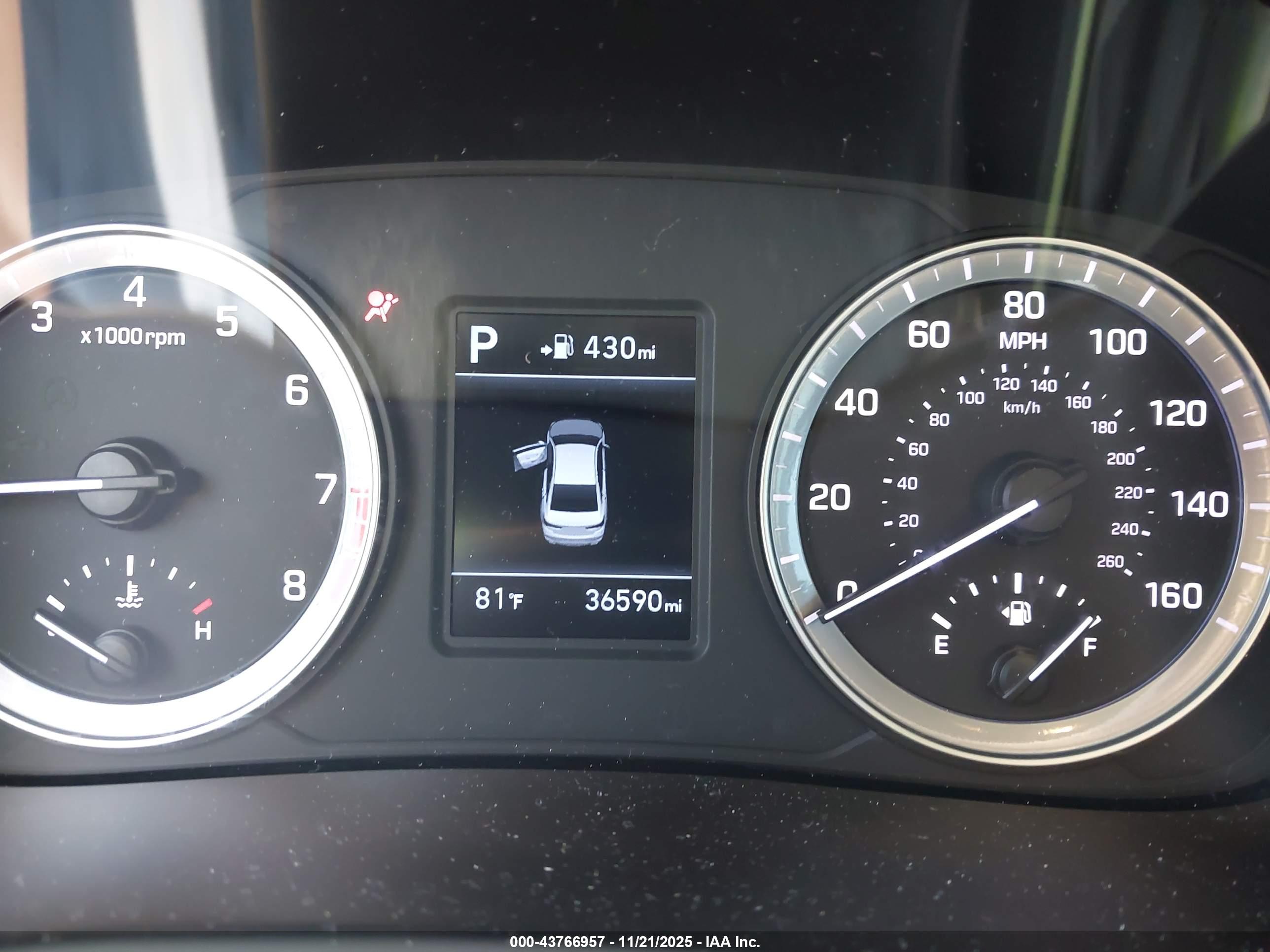 HYUNDAI SONATA image 7