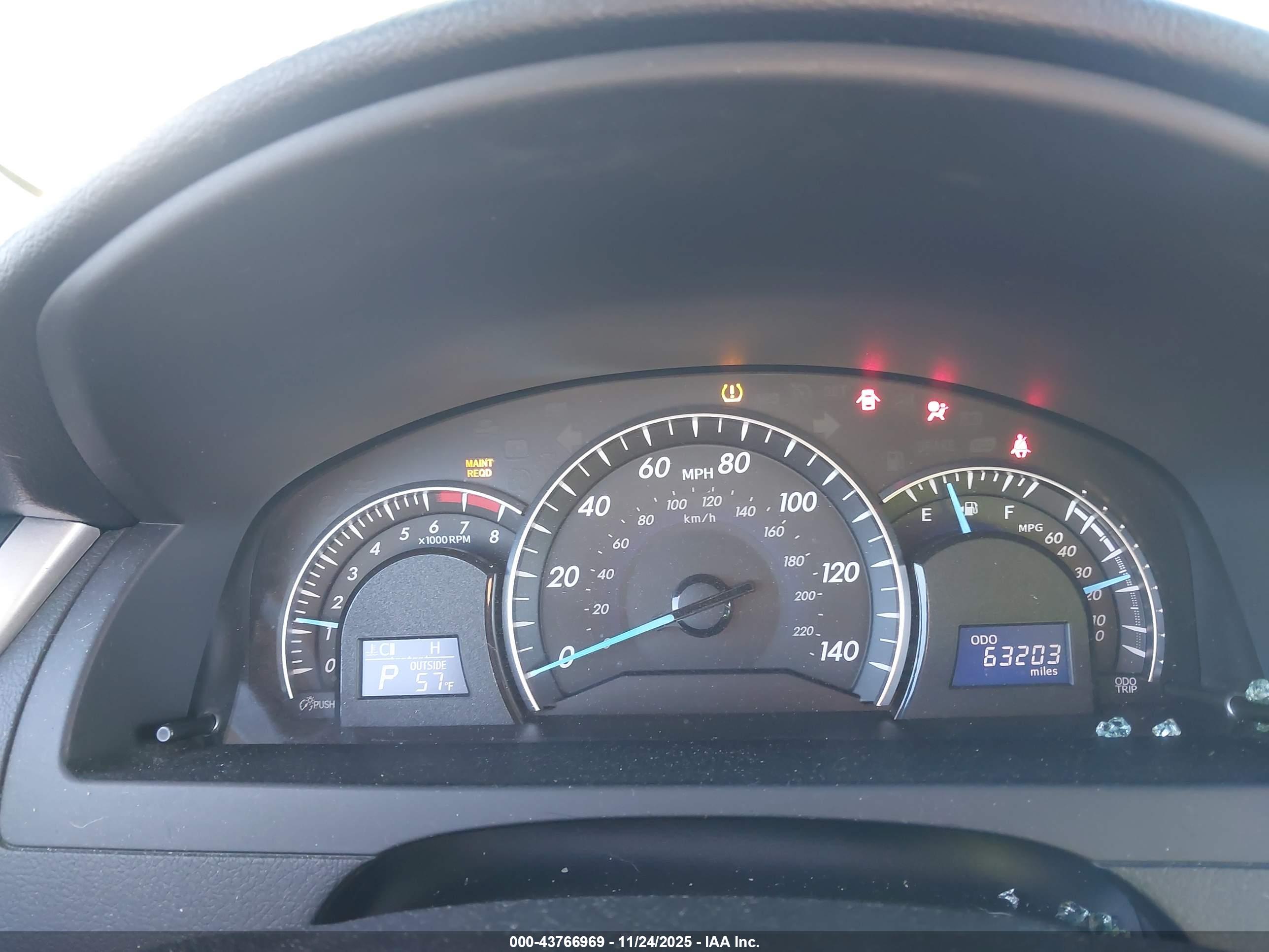 TOYOTA CAMRY image 7