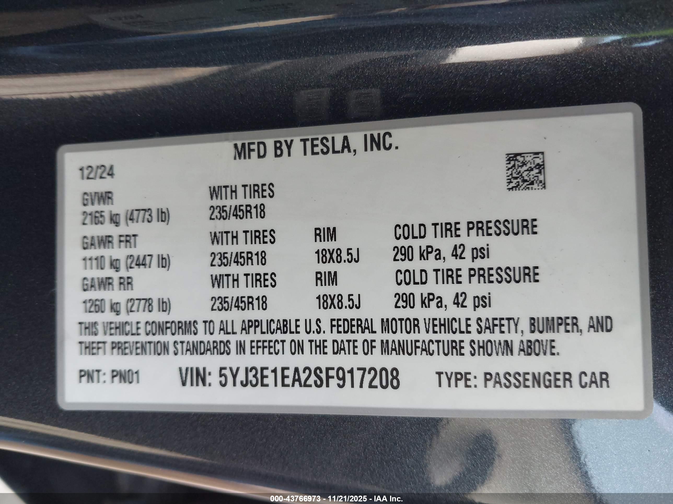 TESLA MODEL image 9