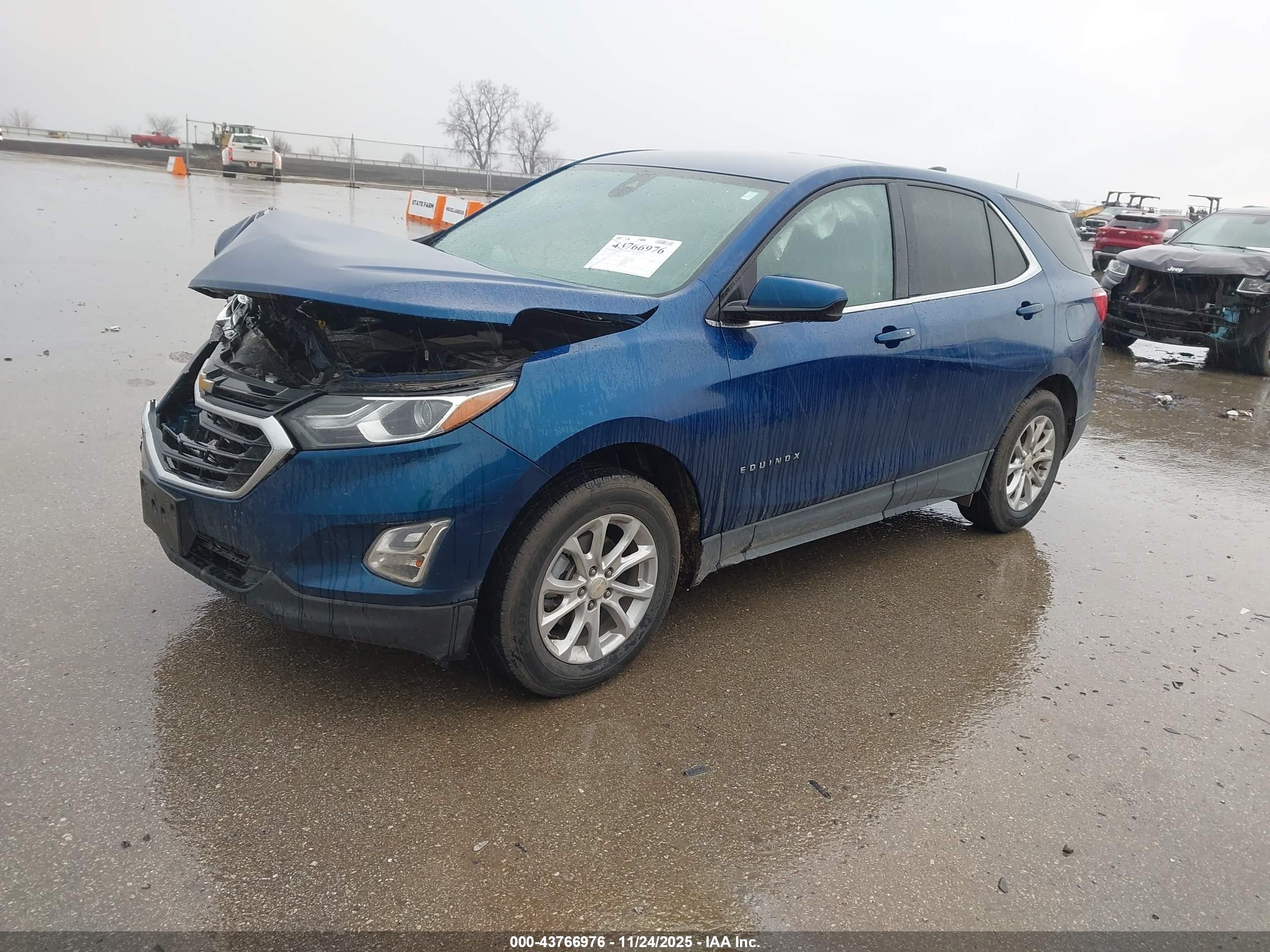 CHEVROLET EQUINOX image 2