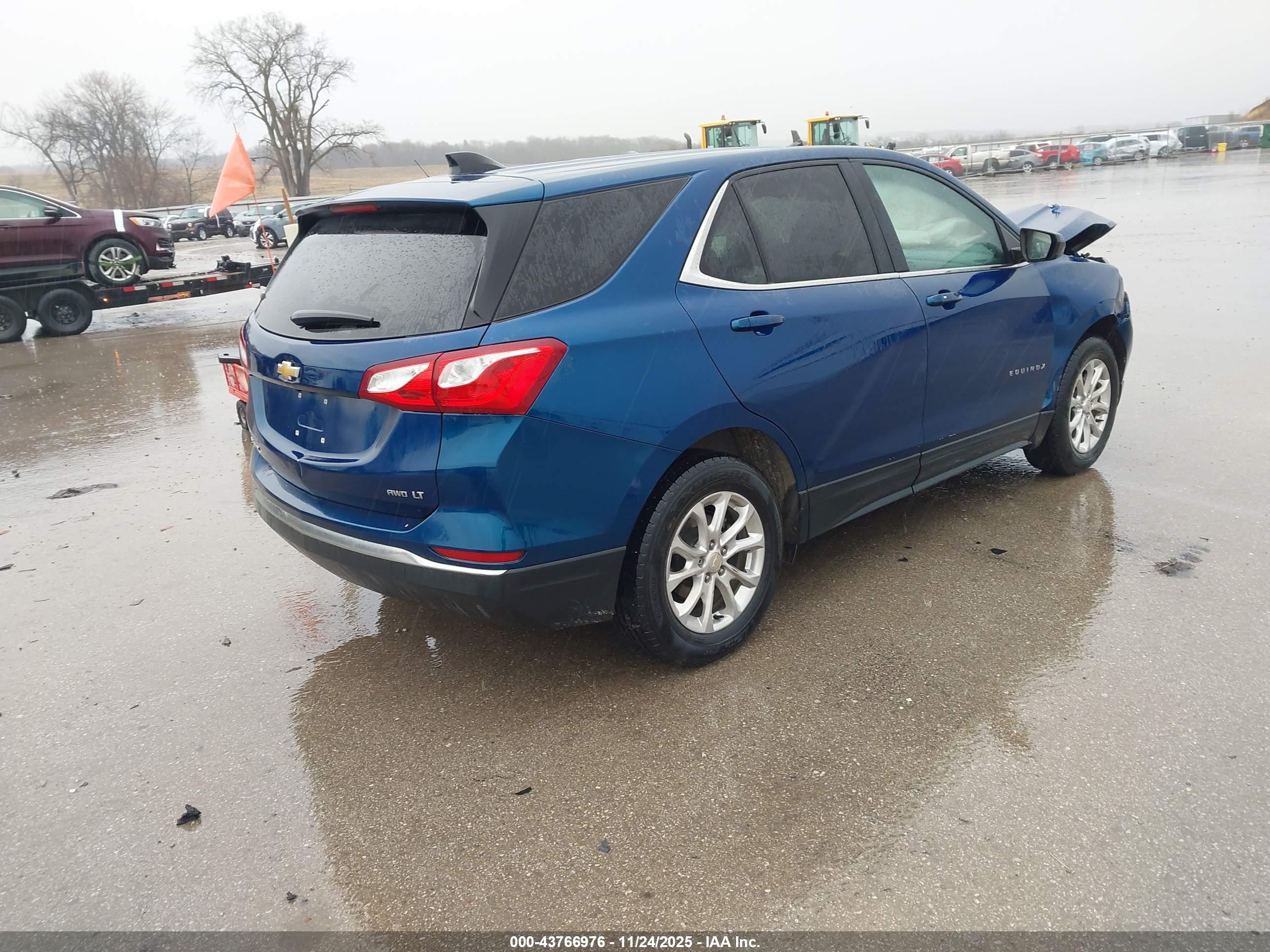 CHEVROLET EQUINOX image 4