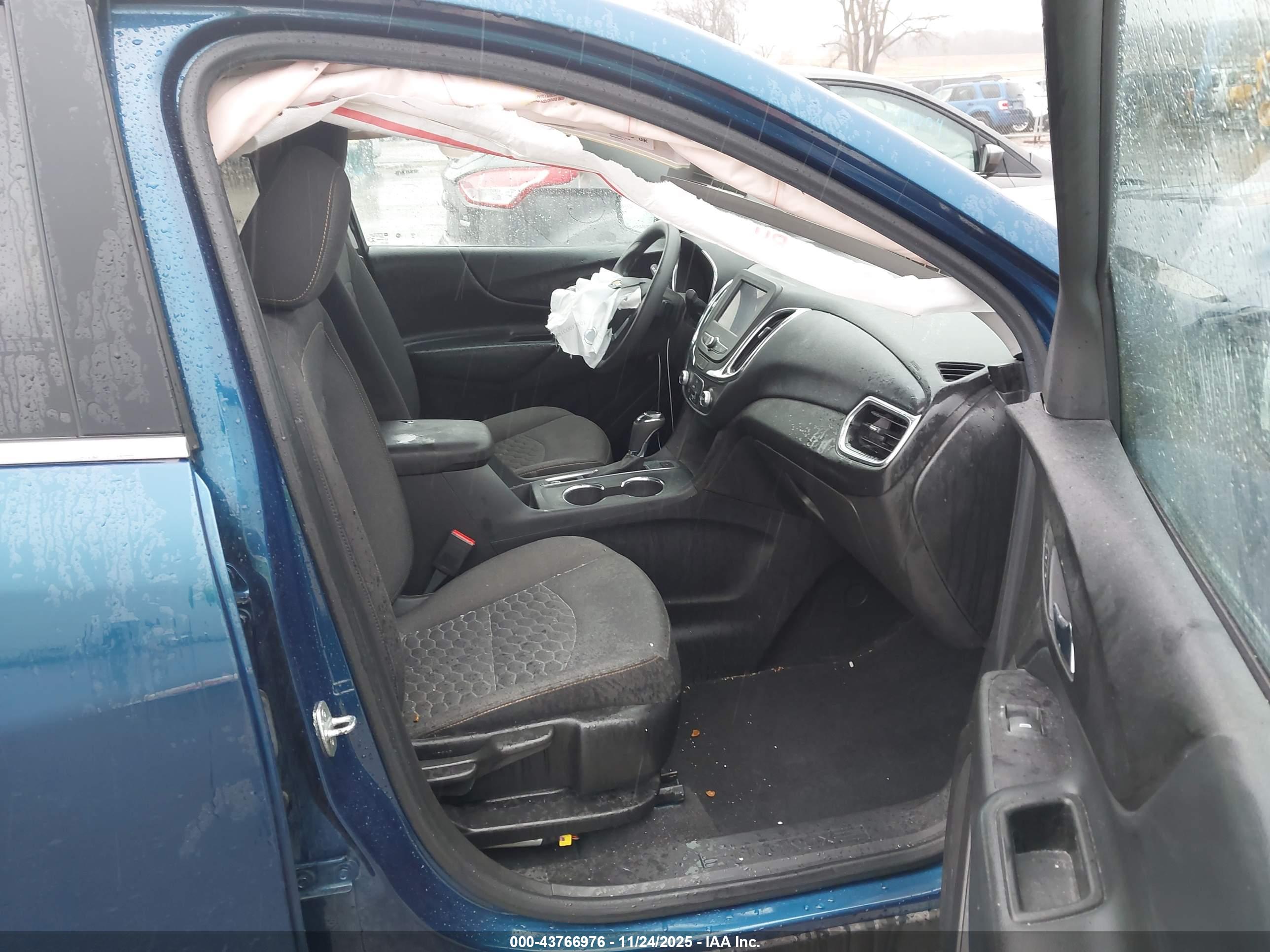 CHEVROLET EQUINOX image 5