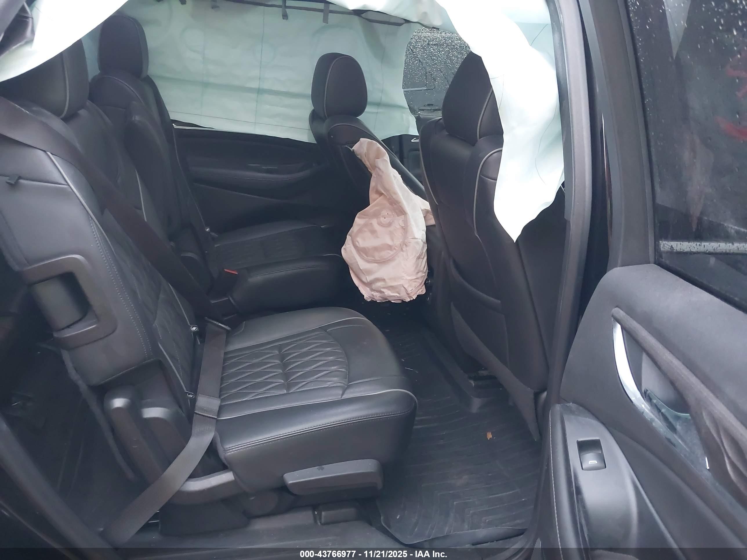 BUICK ENCLAVE image 8