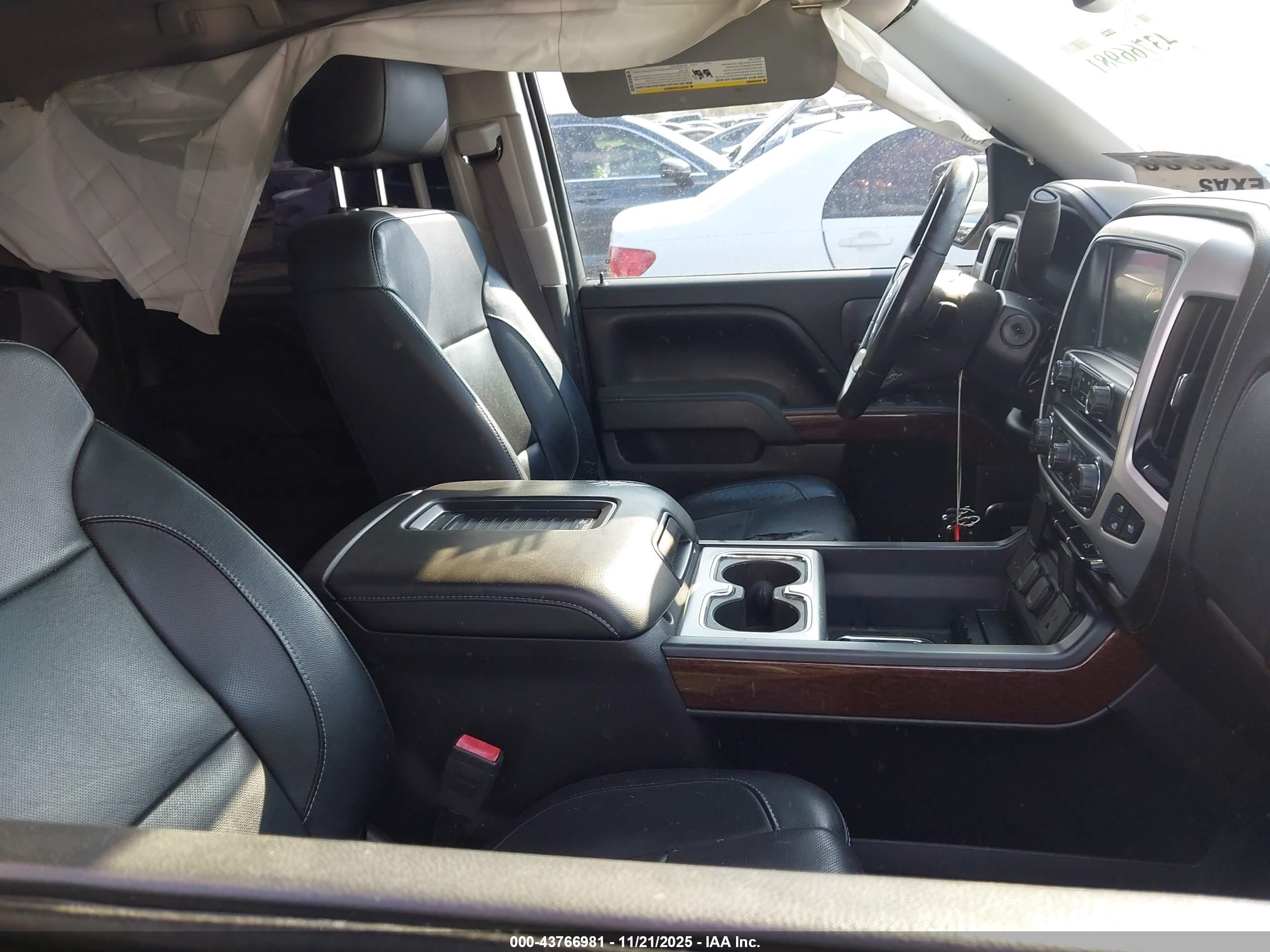GMC SIERRA image 5