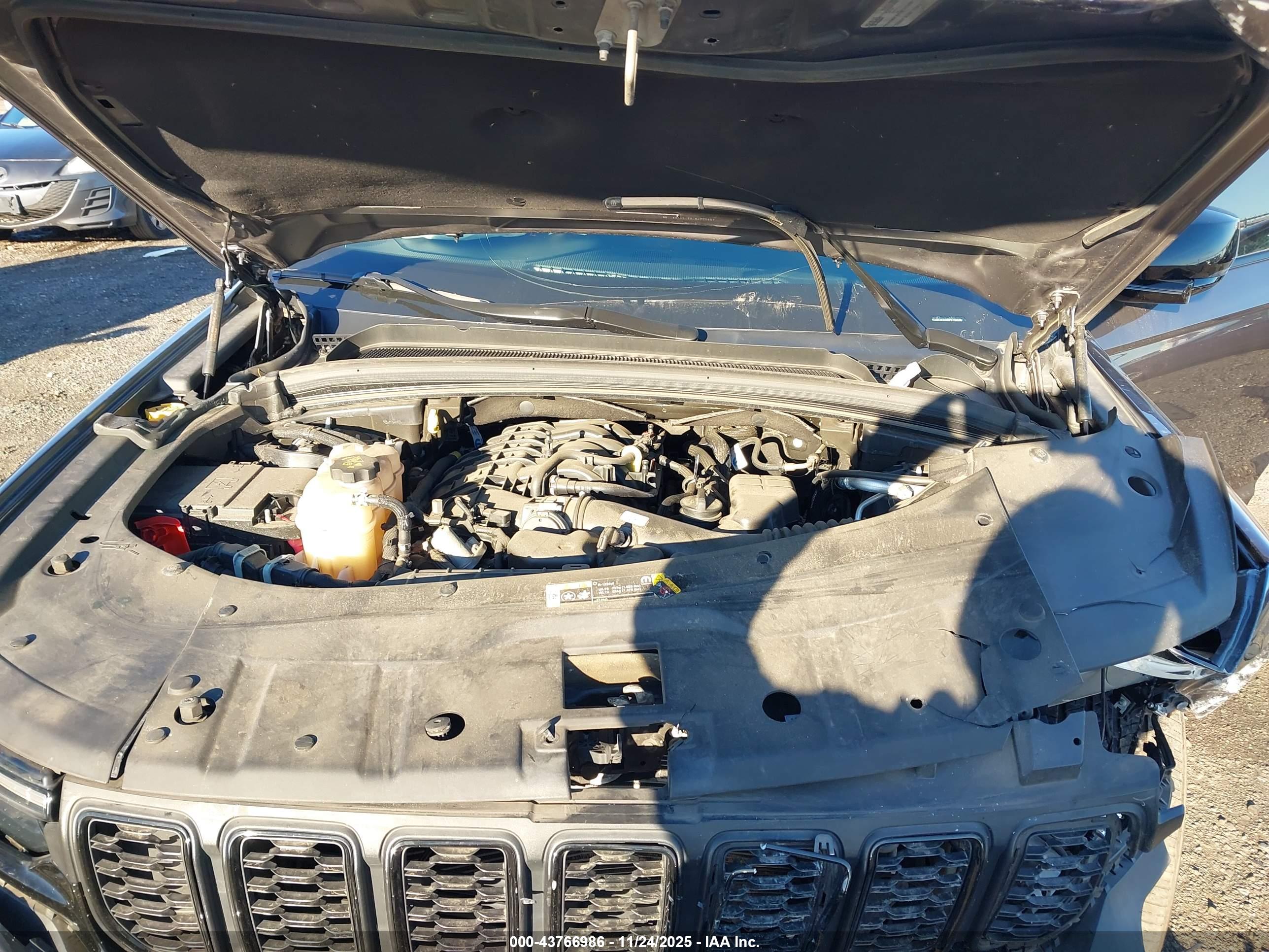 JEEP GRAND image 10