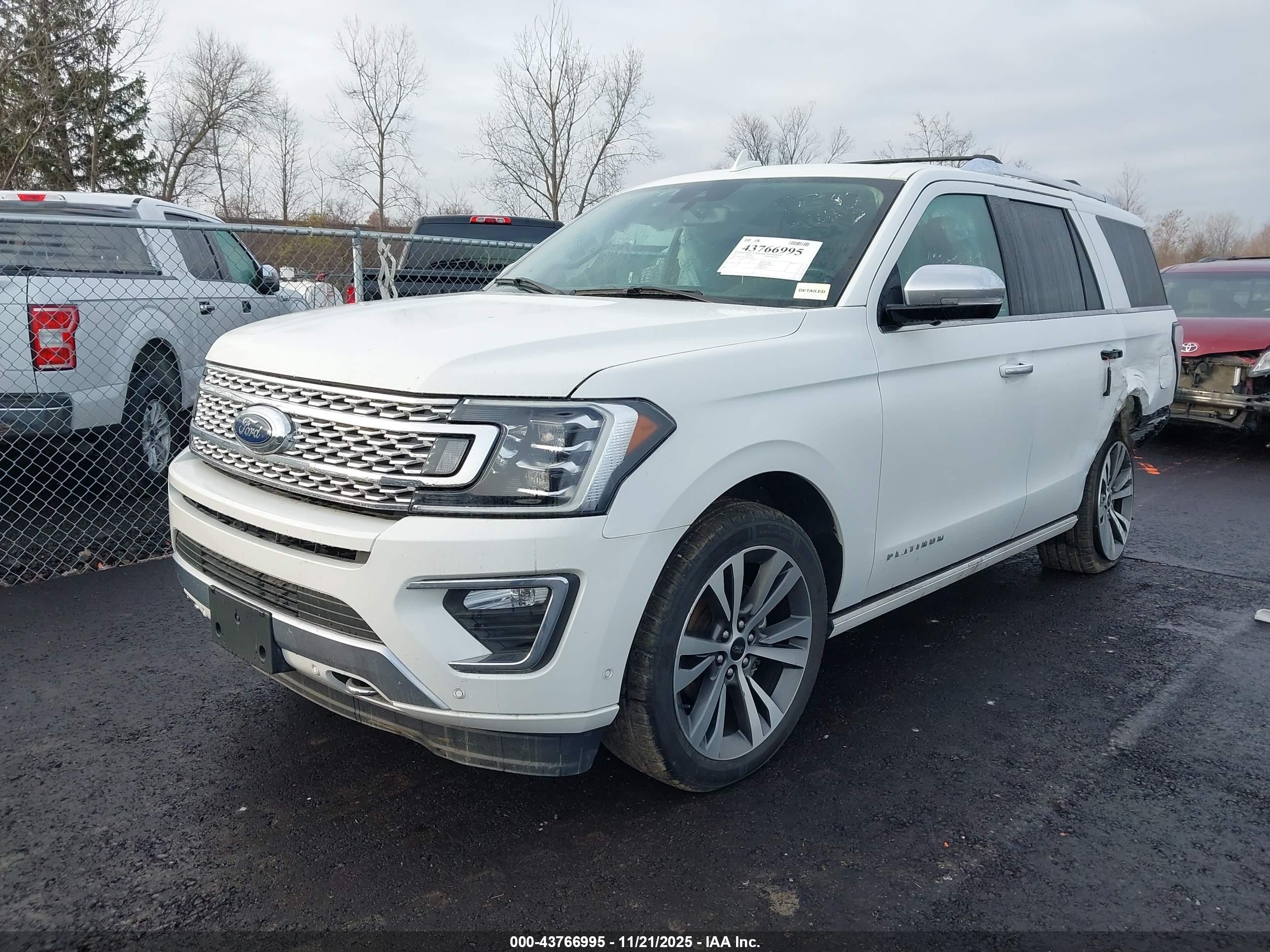 FORD EXPEDITION image 2