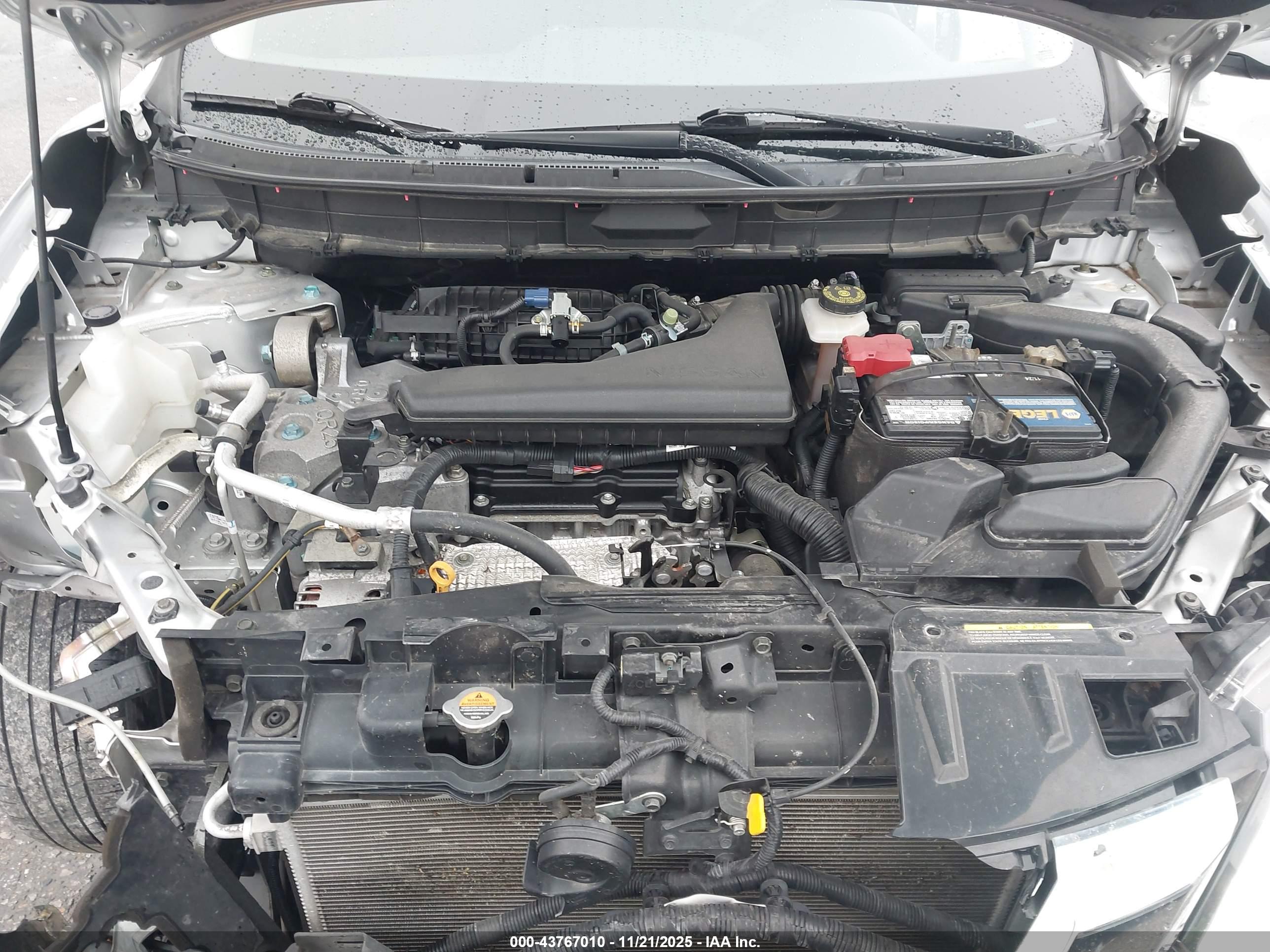 NISSAN ROGUE image 10