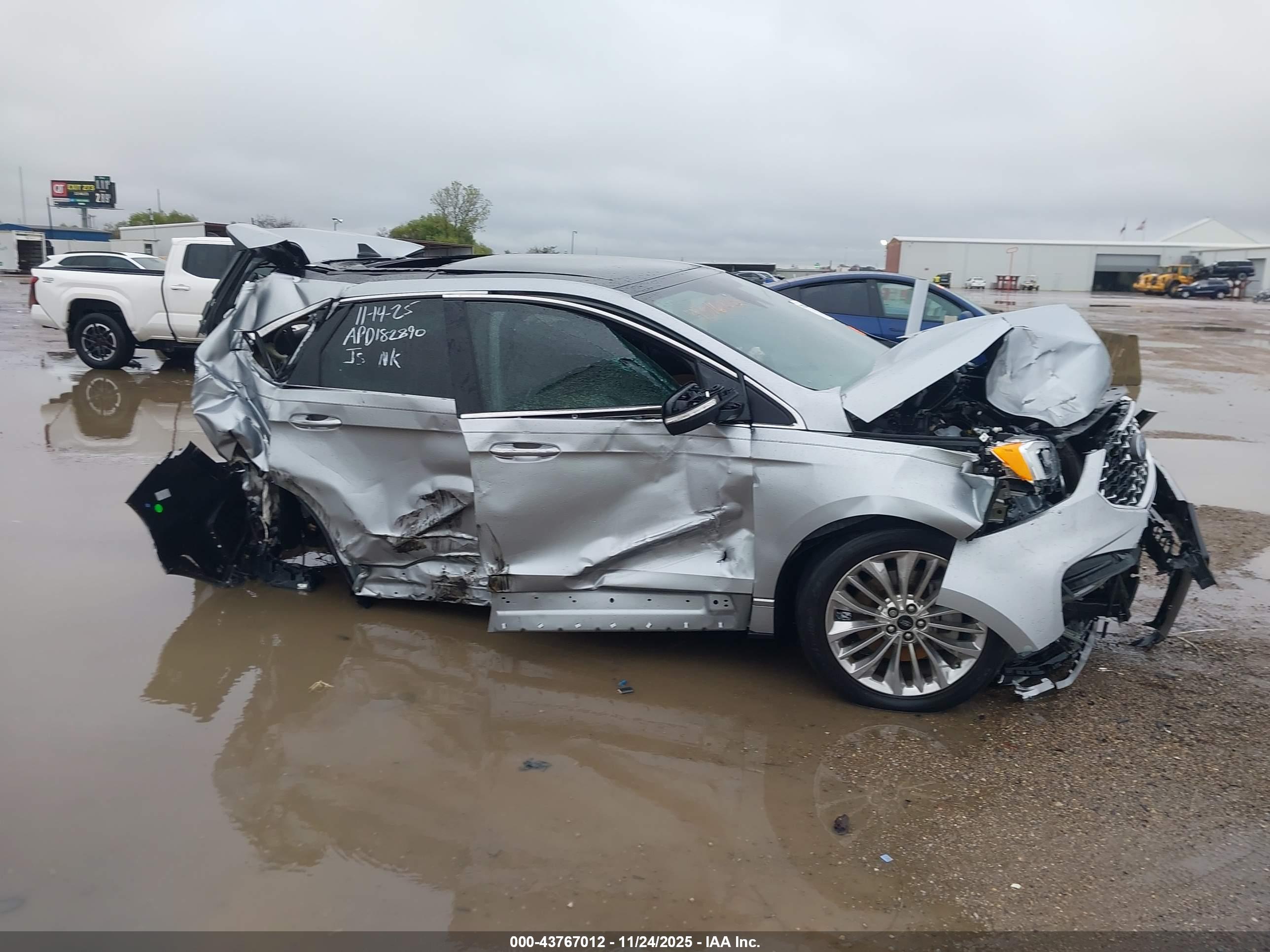 FORD EDGE image 6