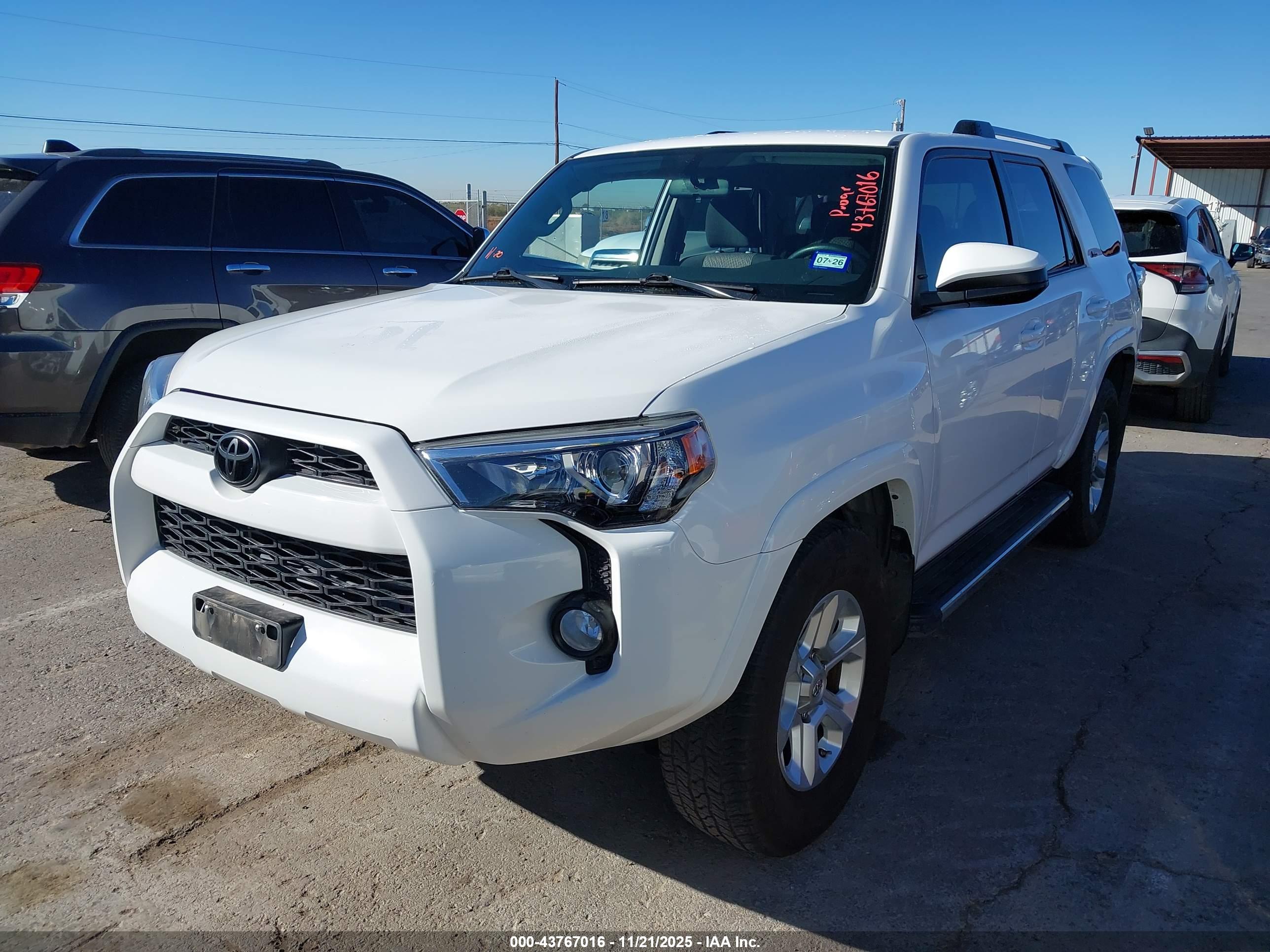 TOYOTA 4RUNNER image 2