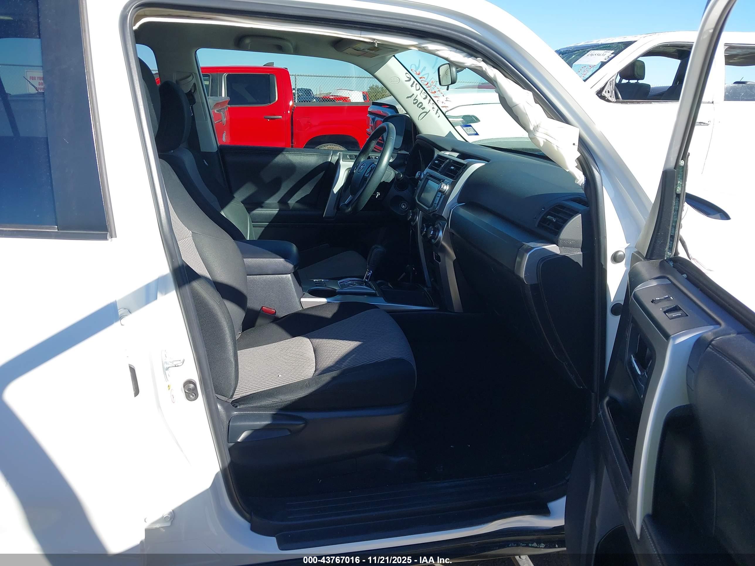 TOYOTA 4RUNNER image 5