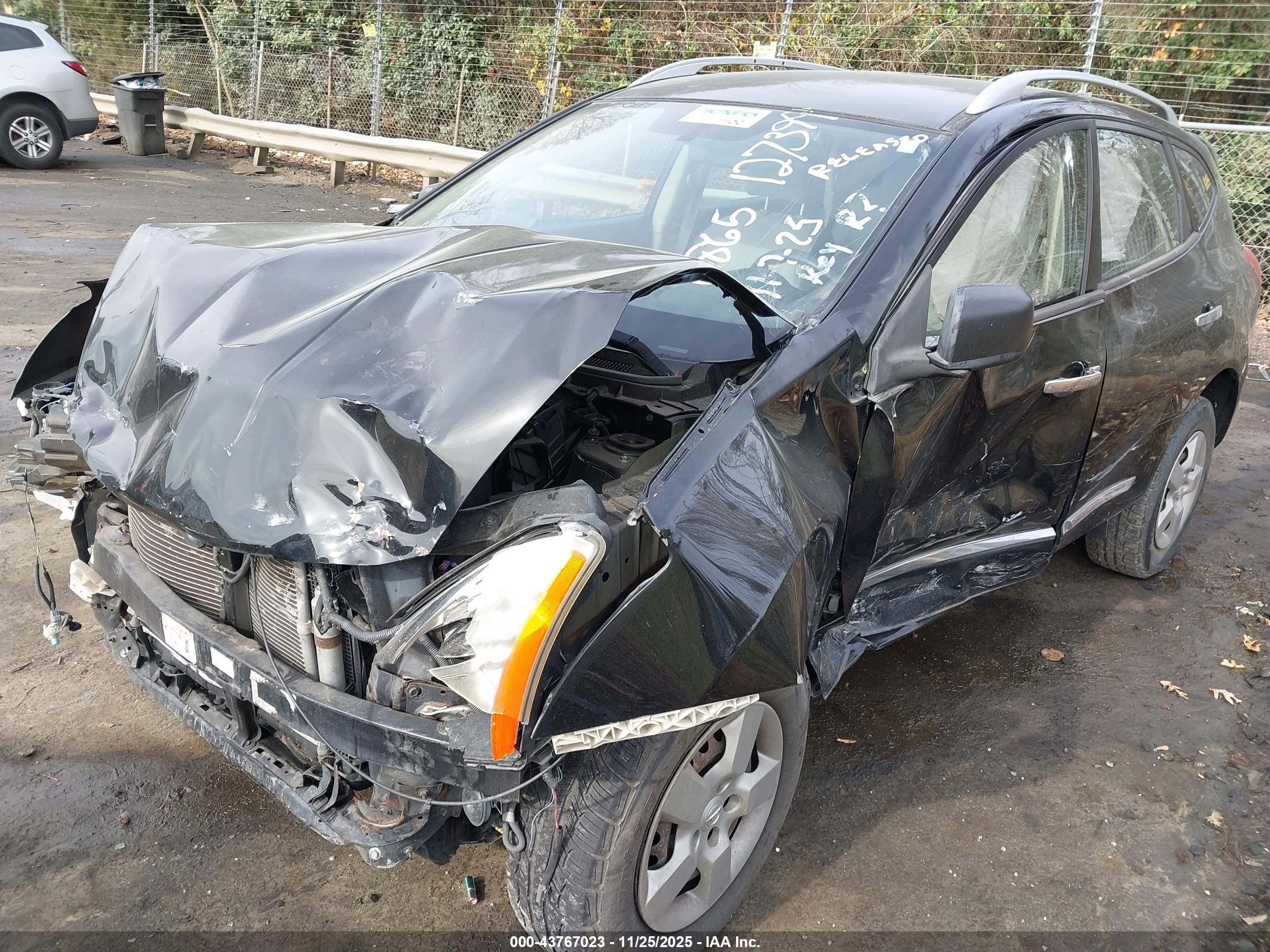 NISSAN ROGUE image 6