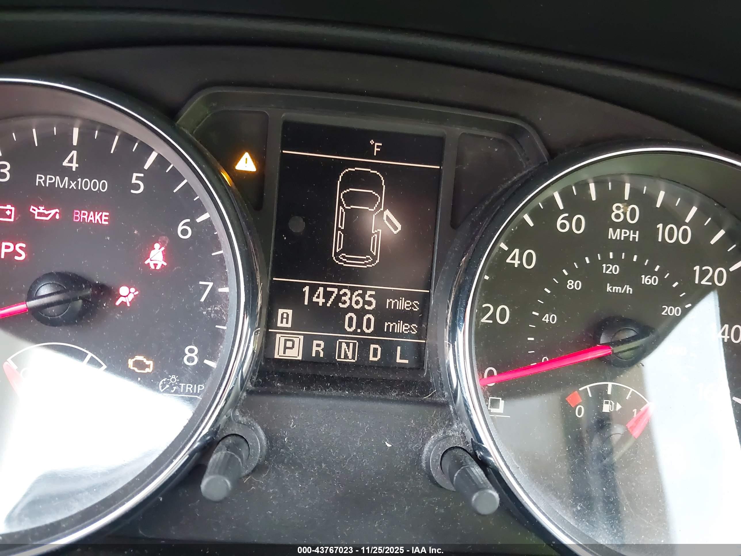 NISSAN ROGUE image 7