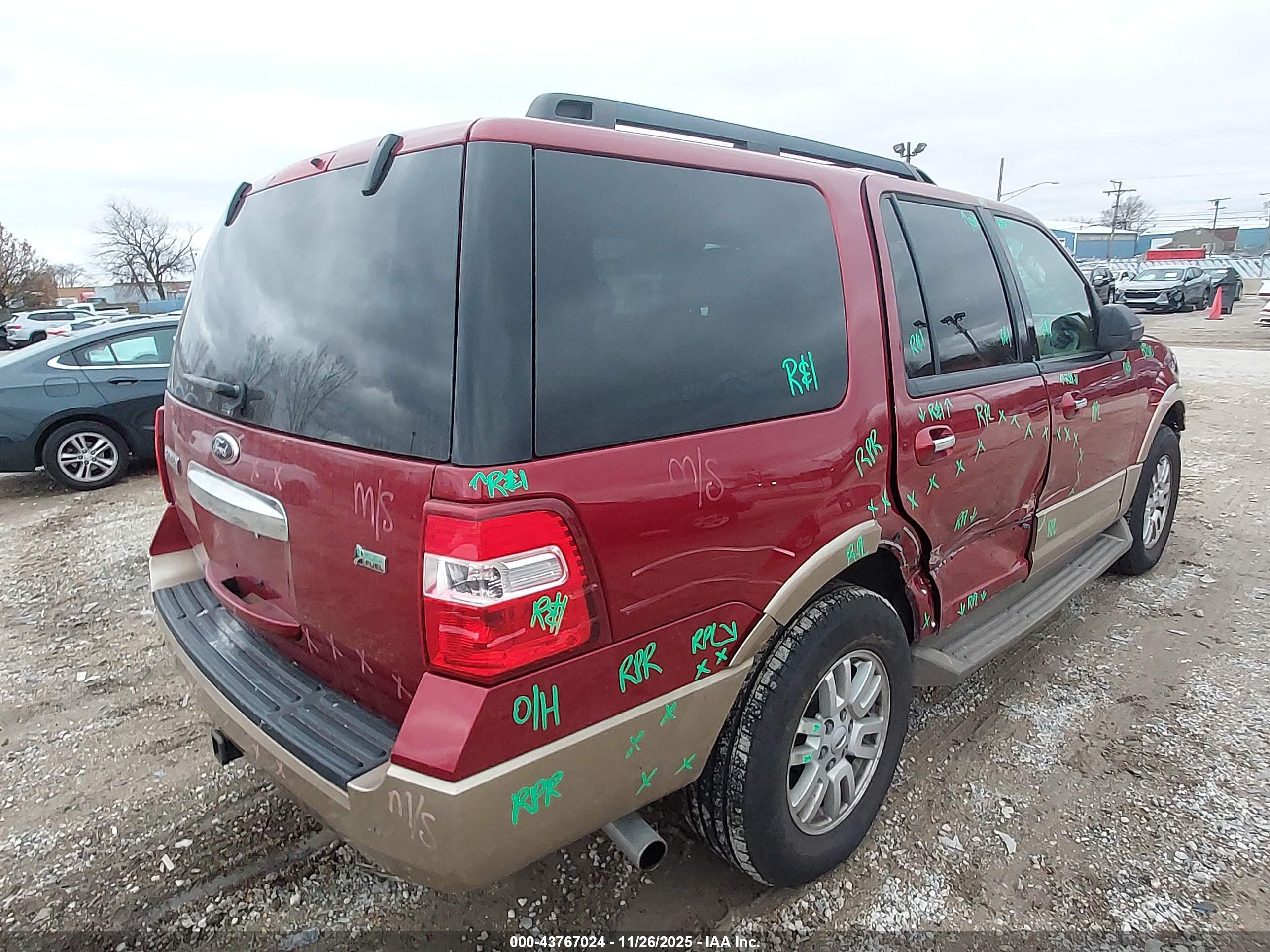 FORD EXPEDITION image 4
