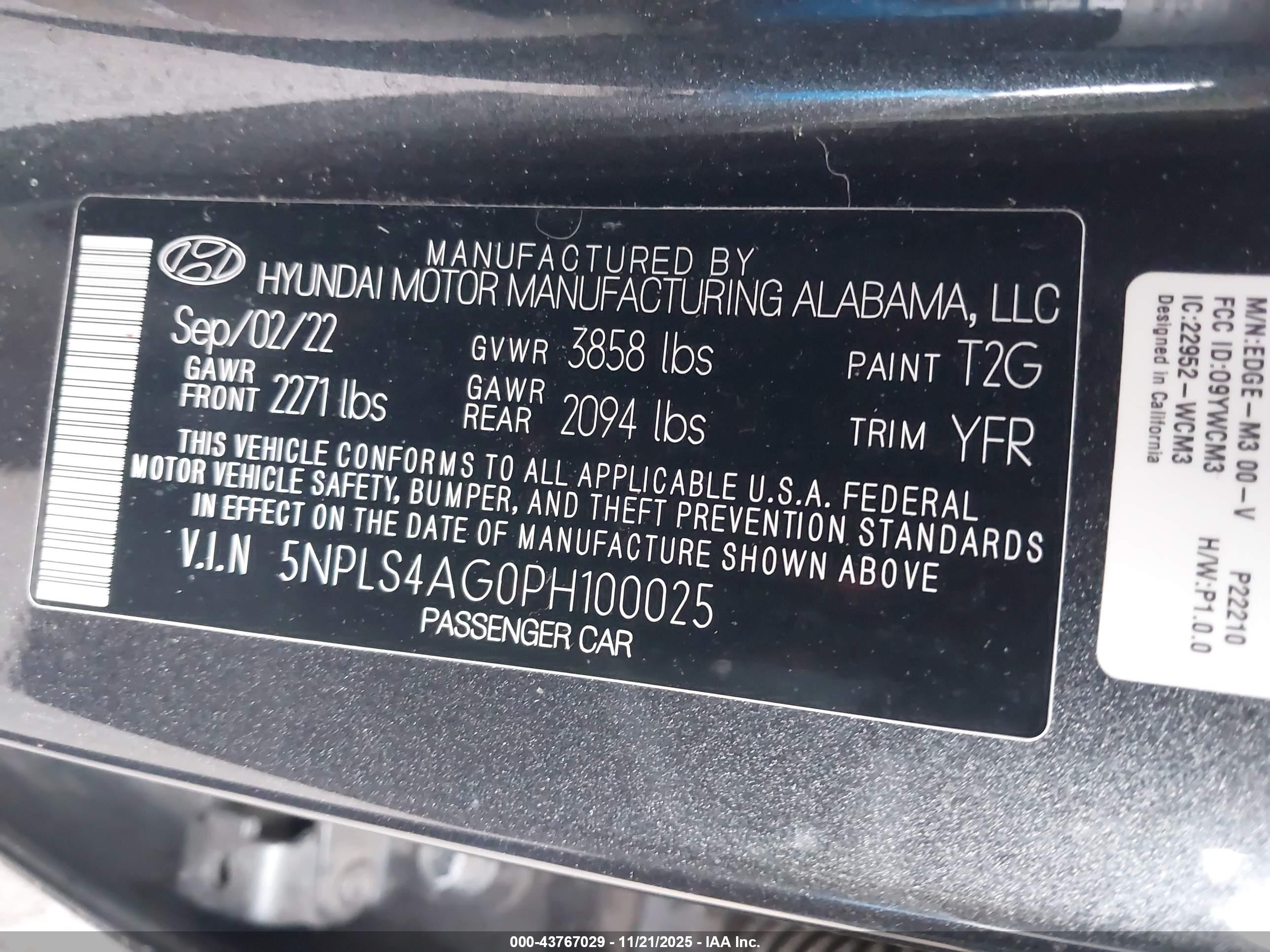 HYUNDAI ELANTRA image 9