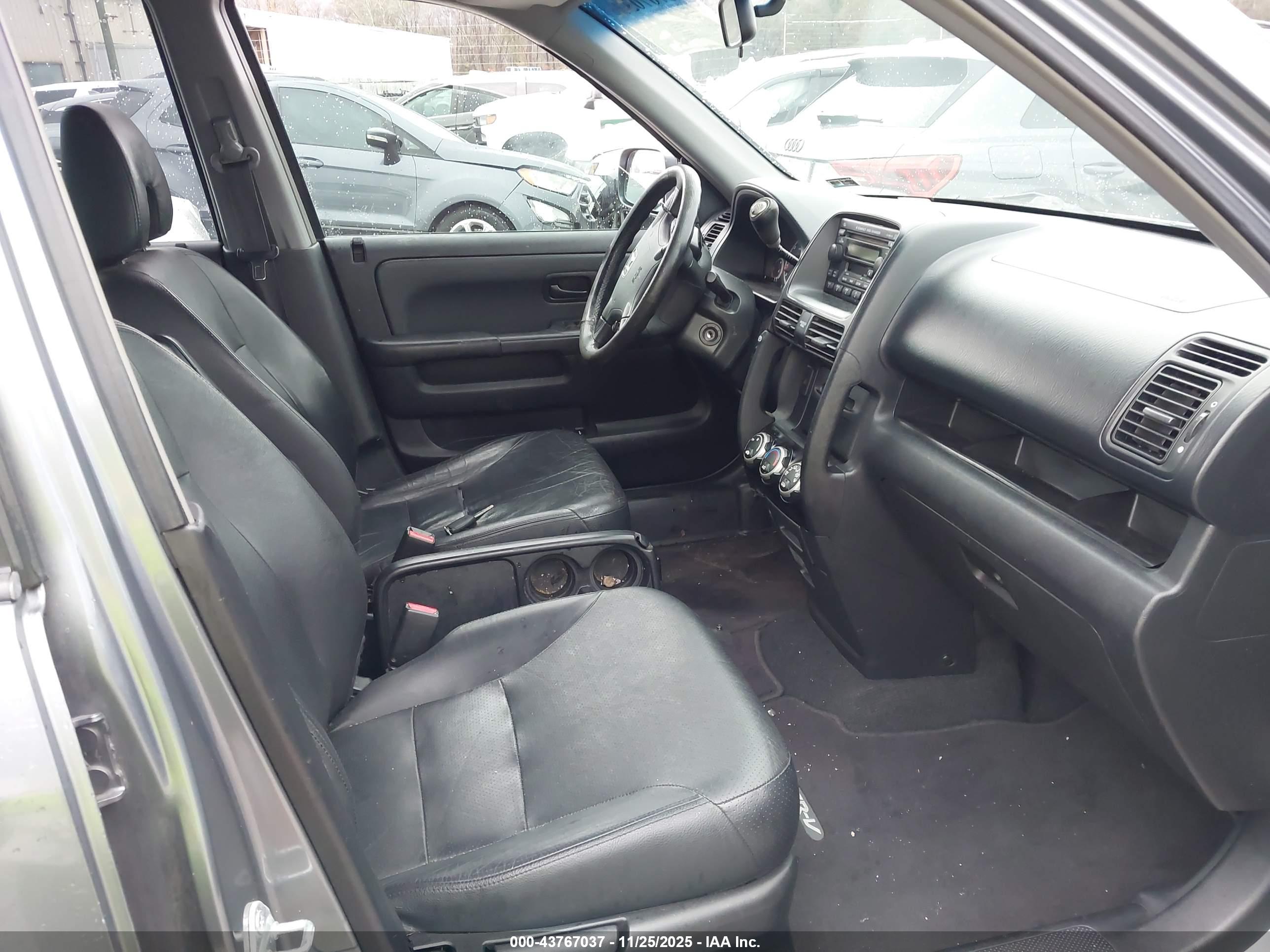 HONDA CR-V image 5