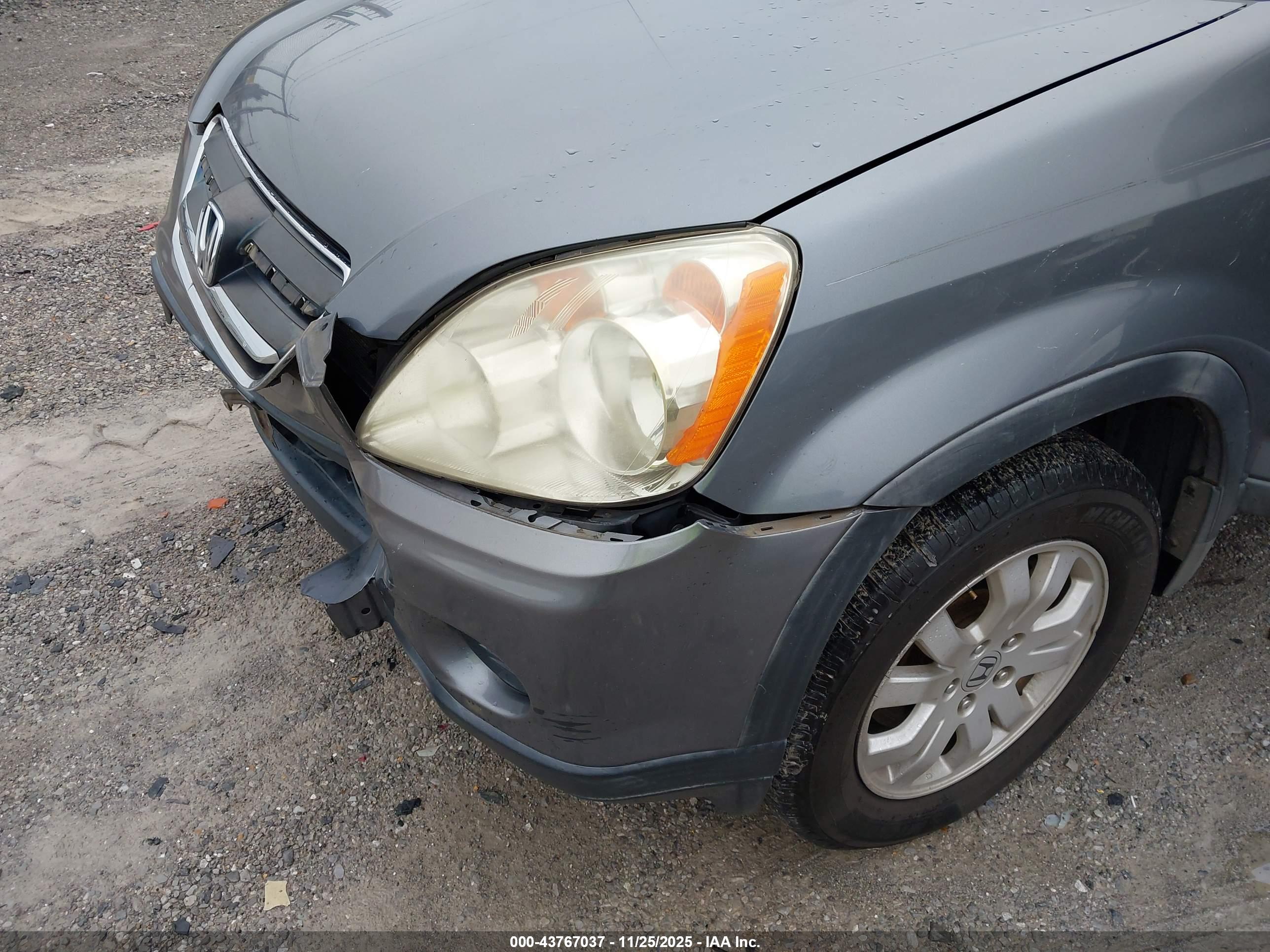 HONDA CR-V image 6