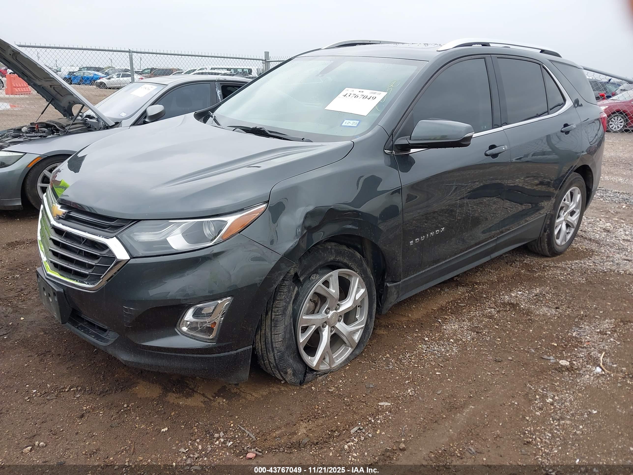 CHEVROLET EQUINOX image 2
