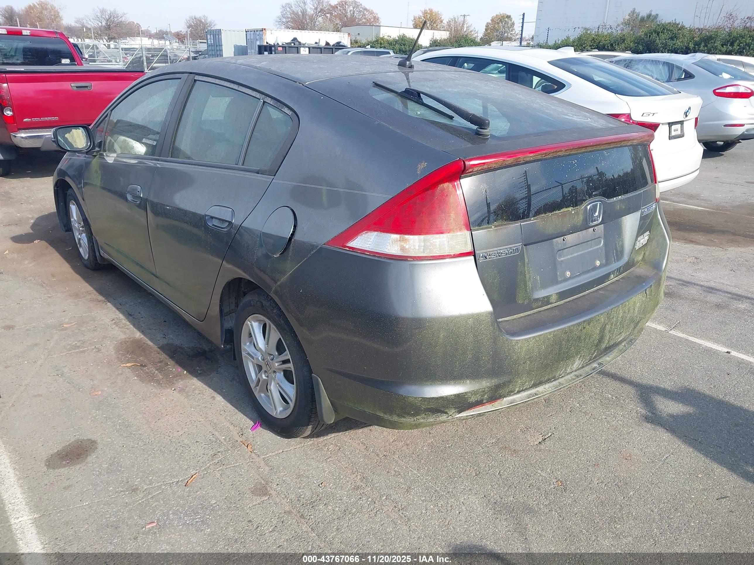 HONDA INSIGHT image 3