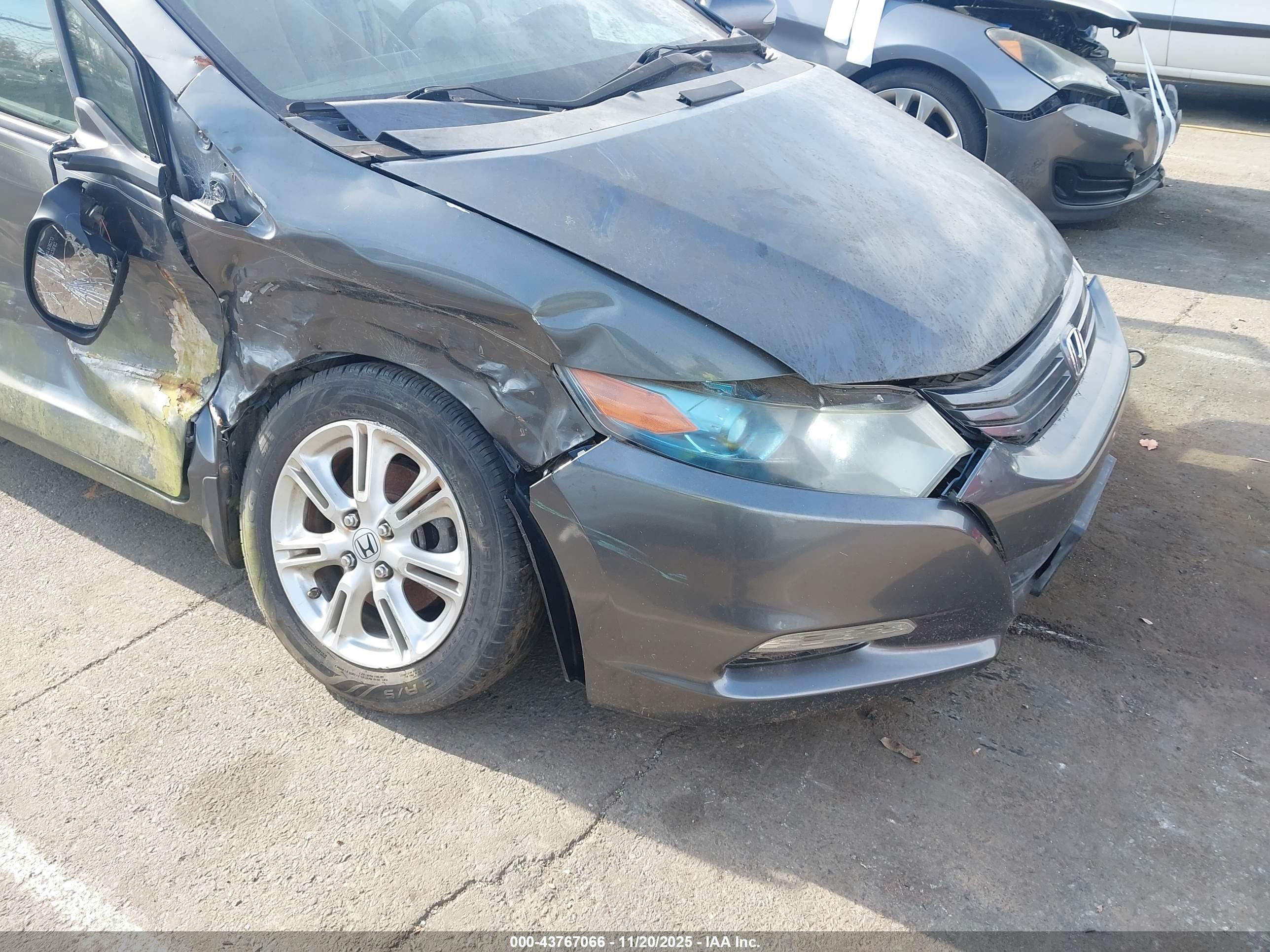HONDA INSIGHT image 6